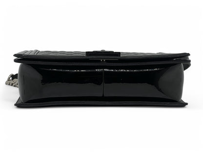 Chanel - Sac Boy Large en cuir verni
