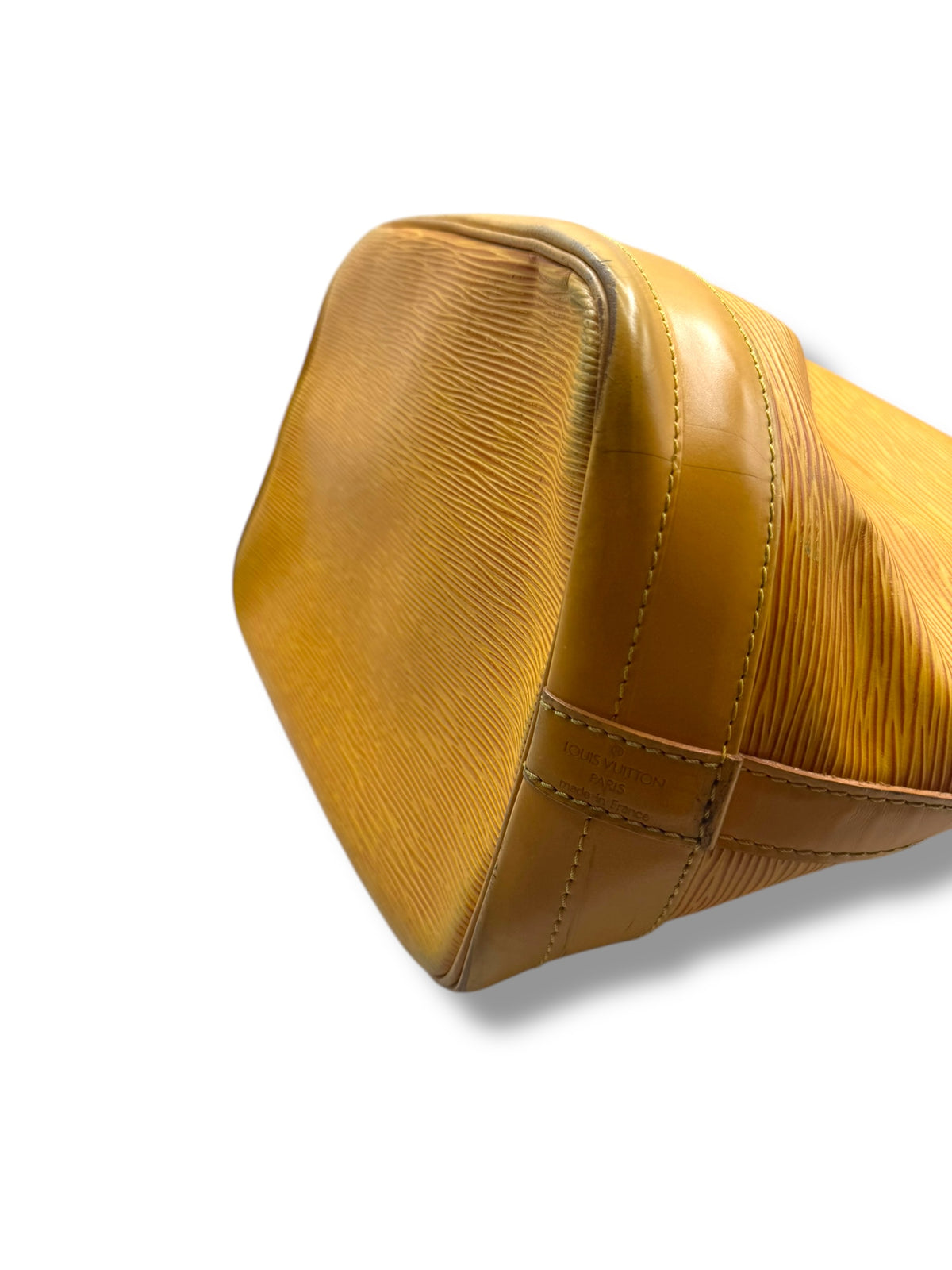 Louis Vuitton - Yellow Epi leather bucket bag MM