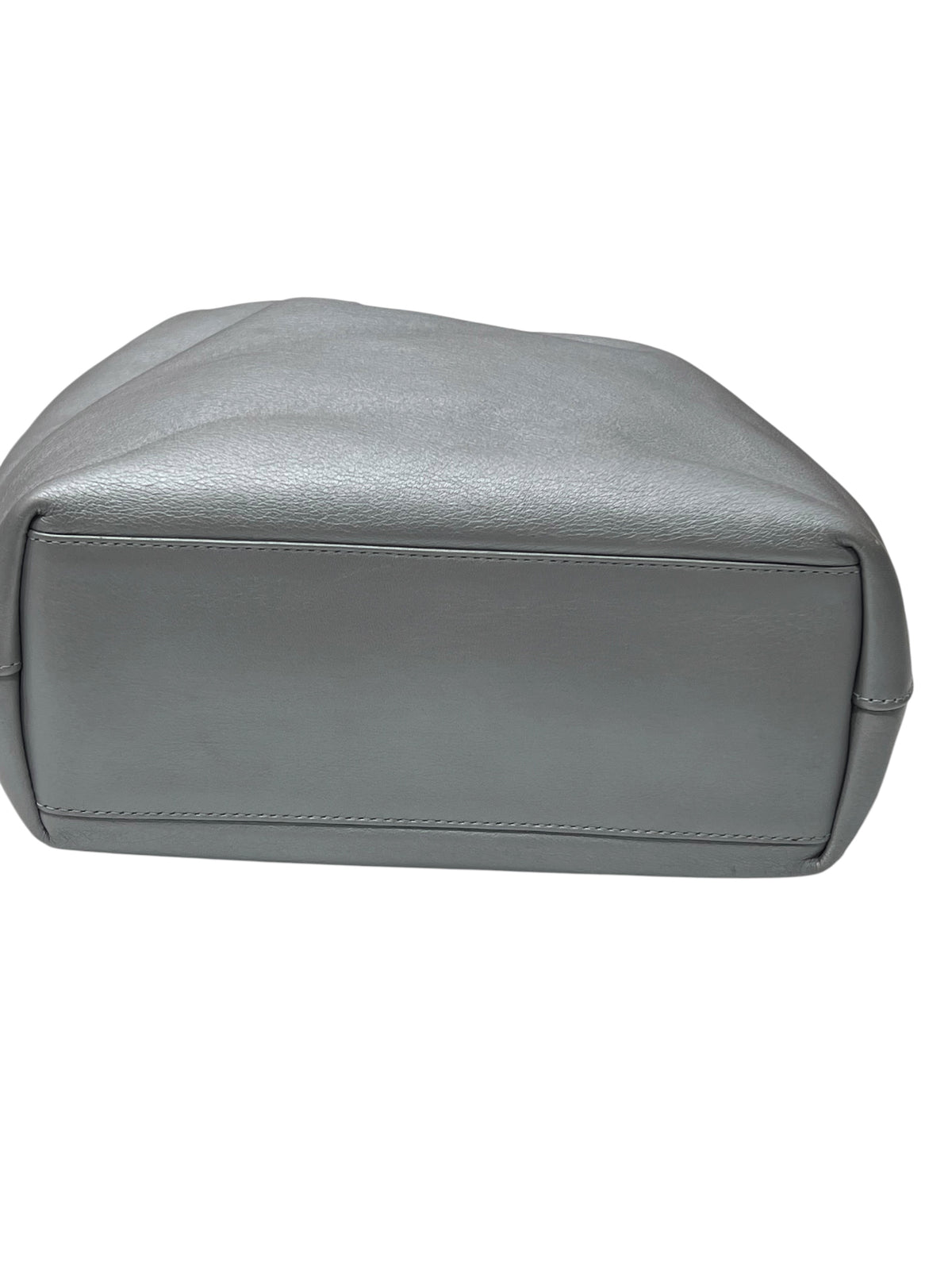 Christian Dior - sac seau pearl cuir gris argenté