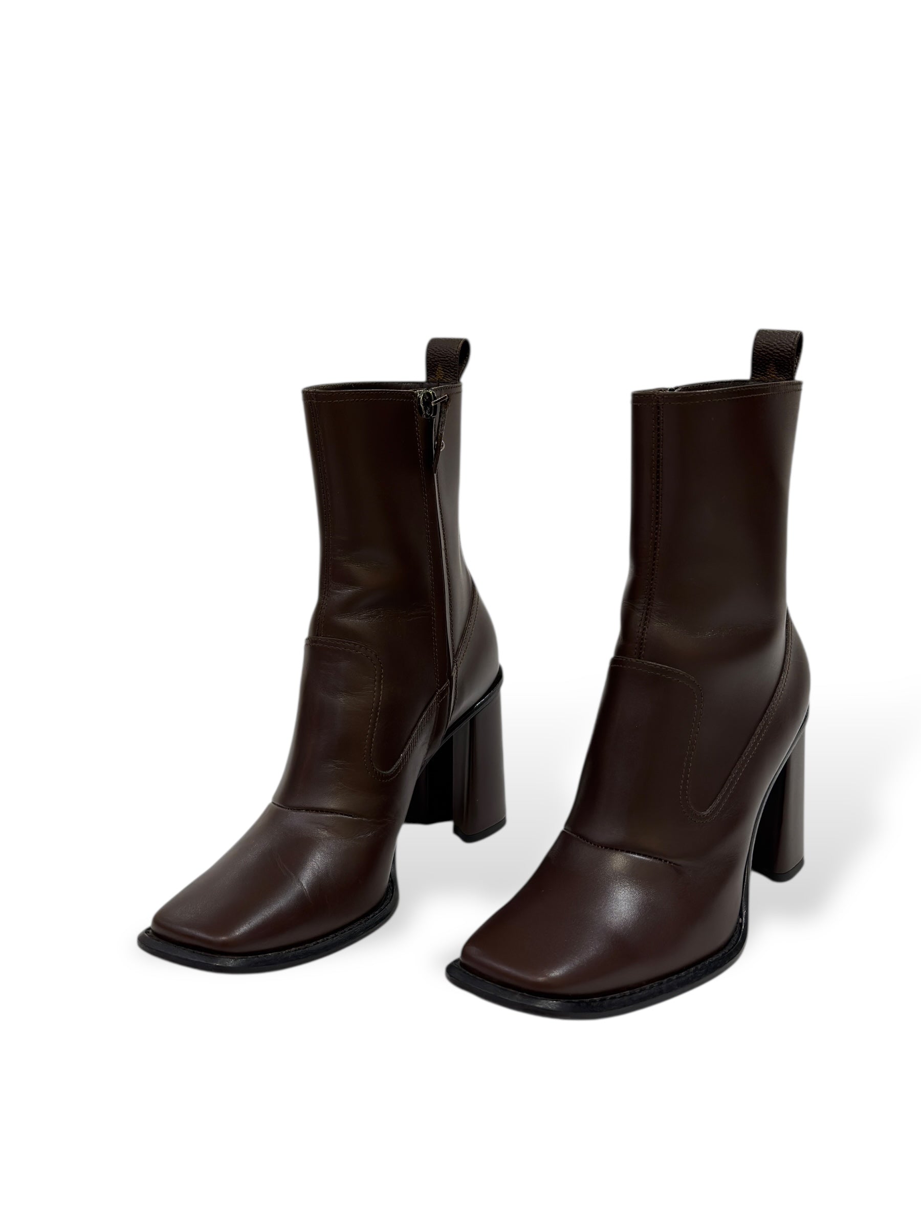 Louis Vuitton - Bottines à talons monogram