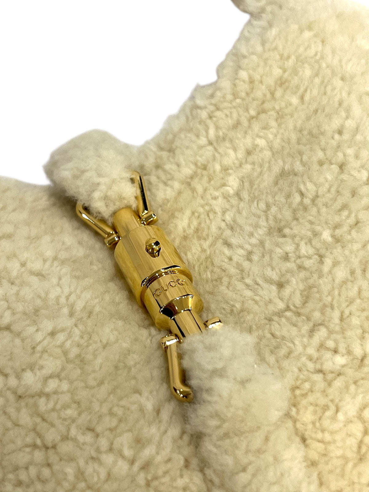 Gucci - Jackie 1961 cream shearling bag
