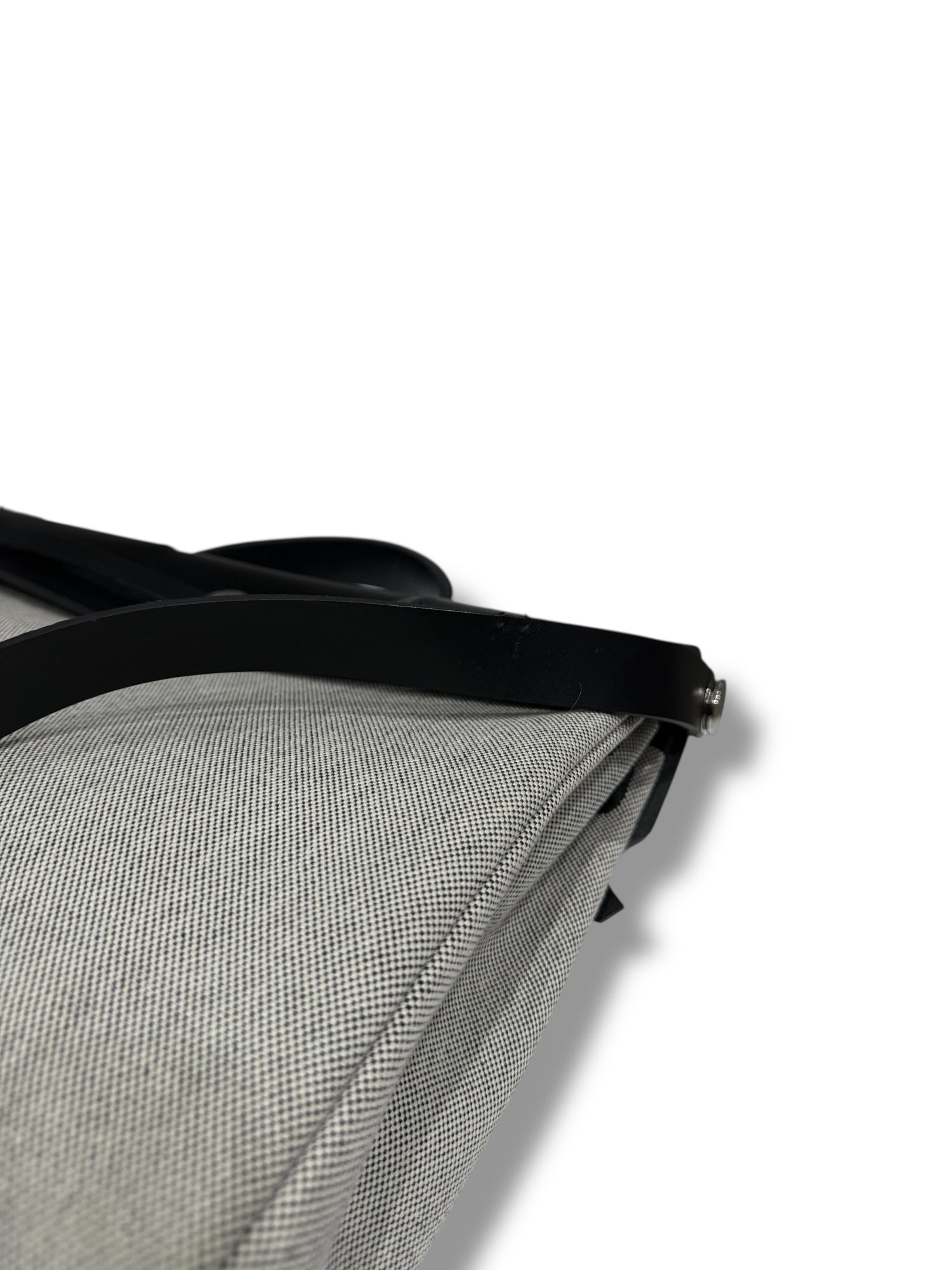 Hermès- Sac Herbag 39 Écru et noir