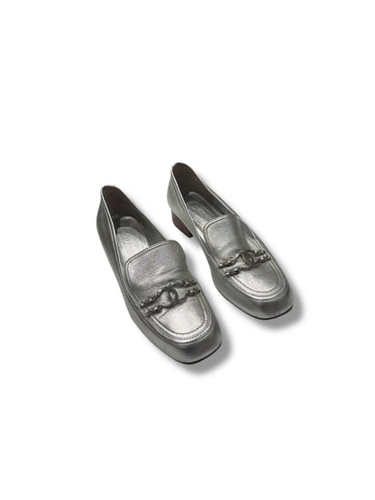 Chanel - Mocassins cuir argenté CC T41