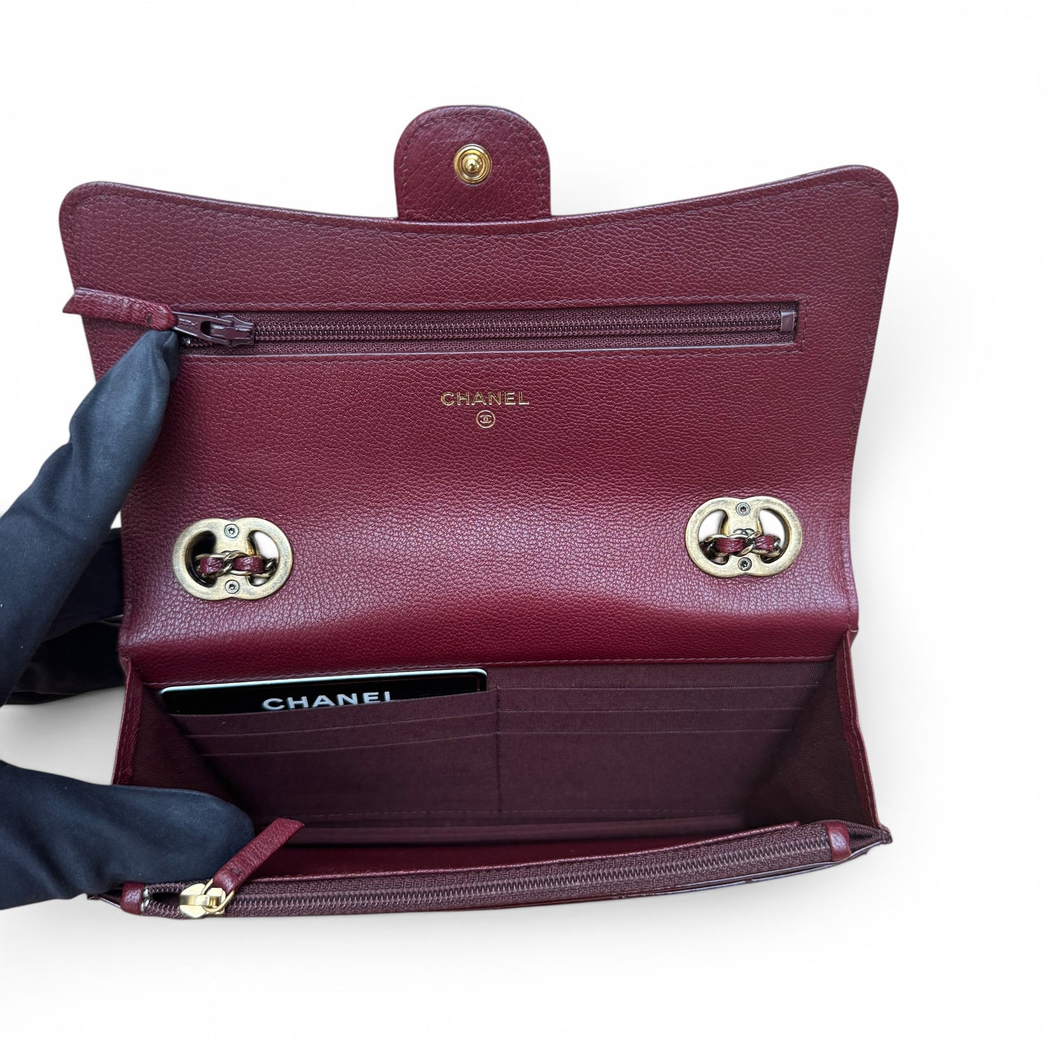Chanel - Wallet on chain cuir vernis bordeaux