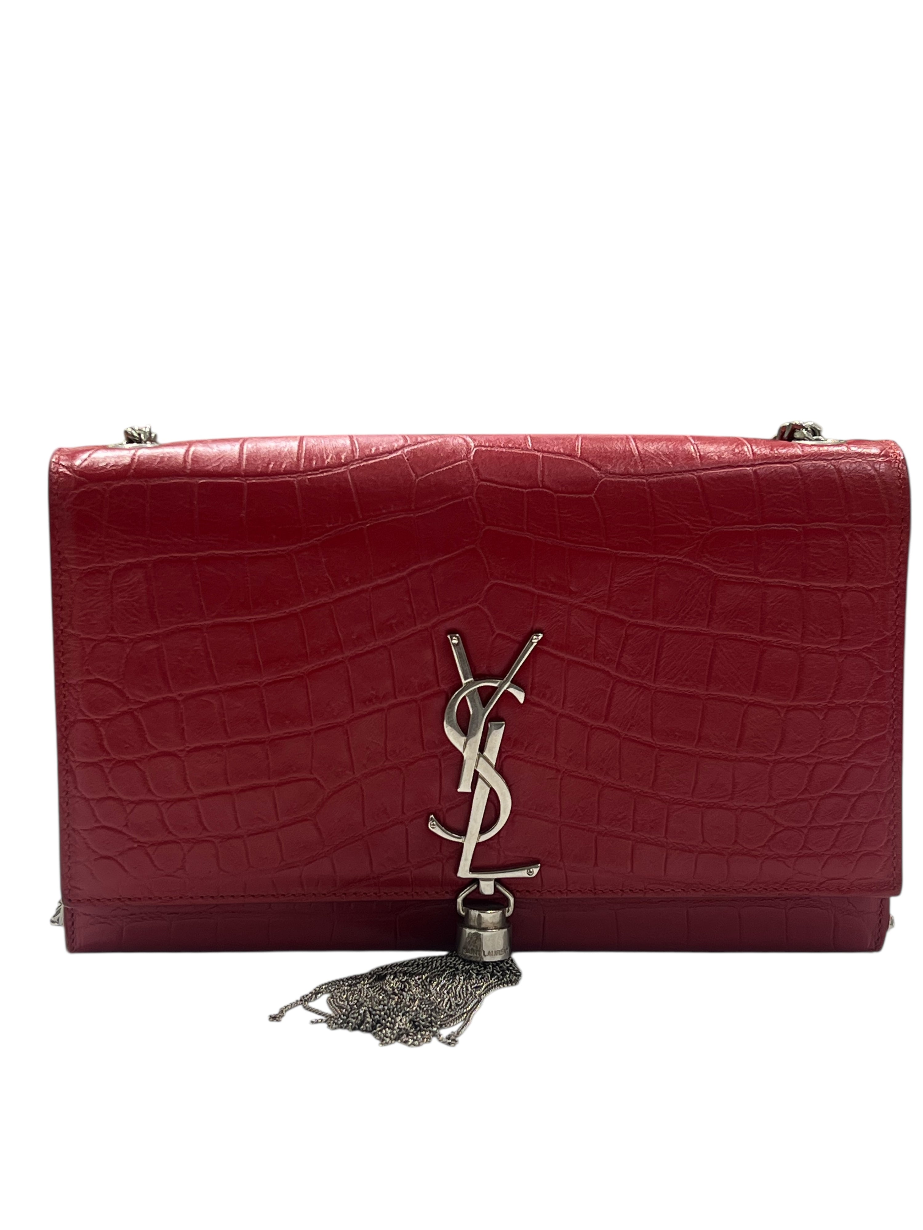Saint Laurent - mittelgroße Kate-Tasche aus Leder mit Krokodilprägung und rotem Quast
