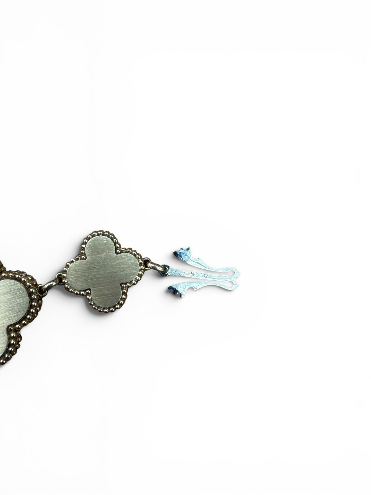 Van Cleef &amp; Arpels - Montre Magic Alhambra petit modèle