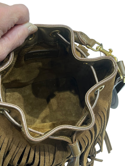 Saint Laurent - Sac Petit Sceau Emmanuelle Daim Camel | Les Folies d’Eugénie