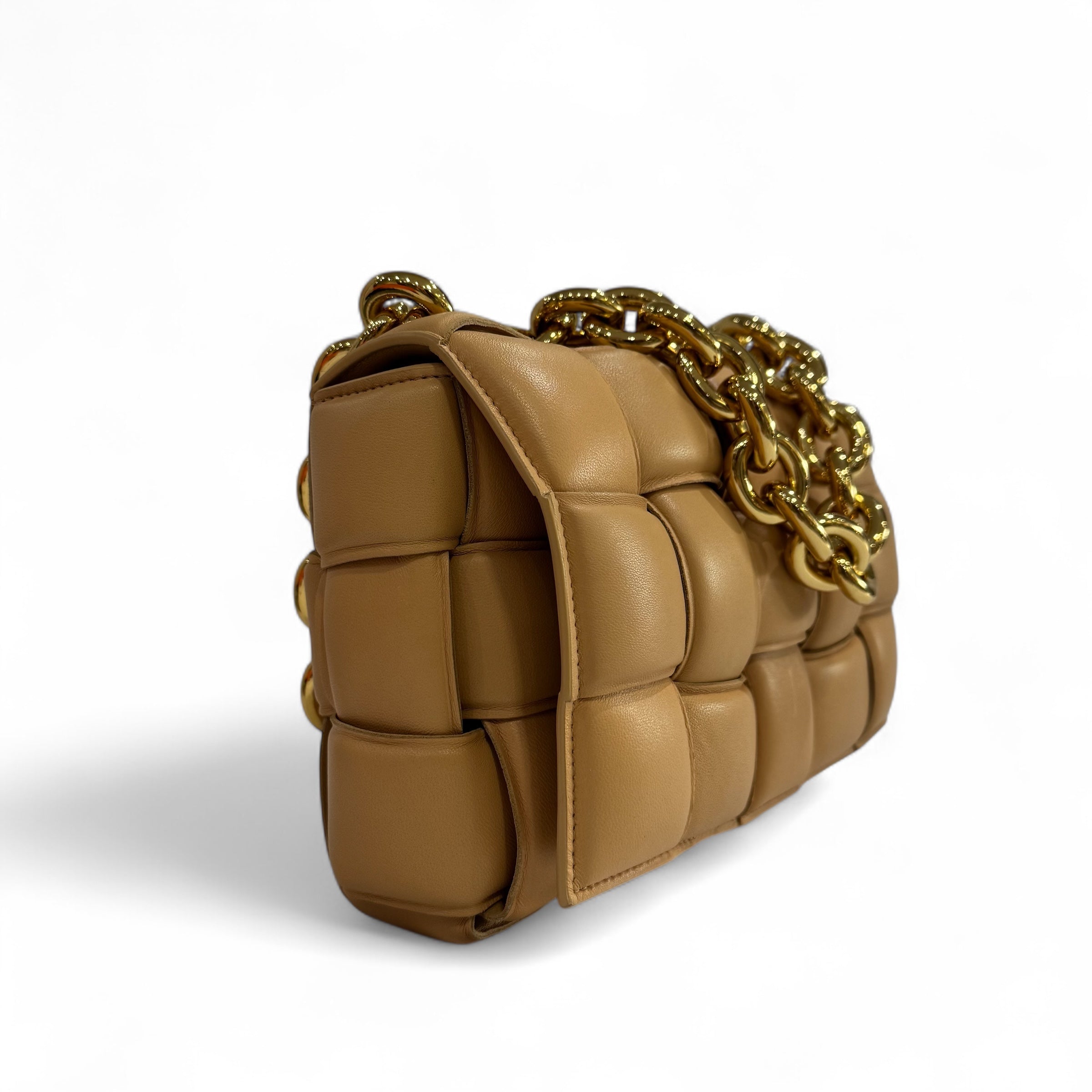 Bottega Veneta - Kassetten-Tasche mit Kette