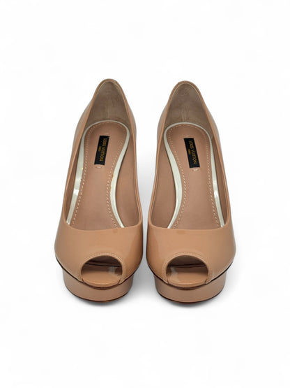 Louis Vuitton - Escarpins beige vernis T37