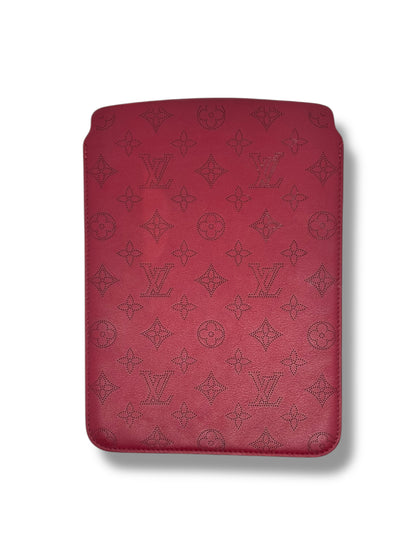 Louis Vuitton - Etui à Ipad Monogram empreinte grenat