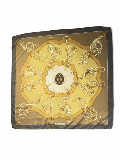 Hermès - Carré 90 en soie doré