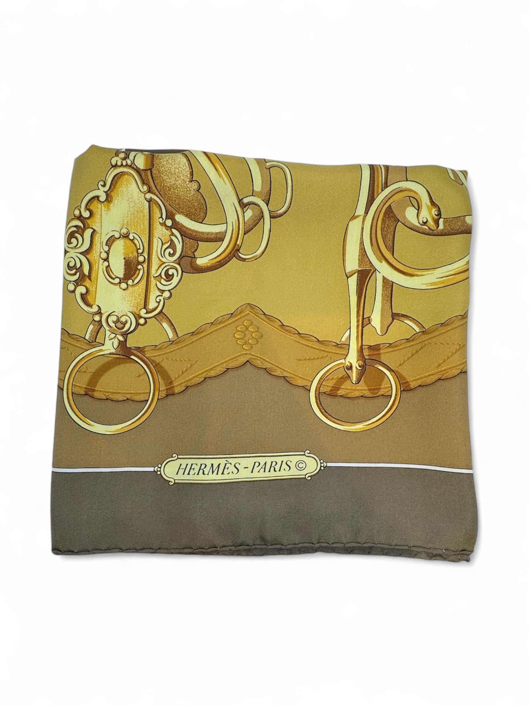 Hermès - Carré 90 aus goldenem Seide