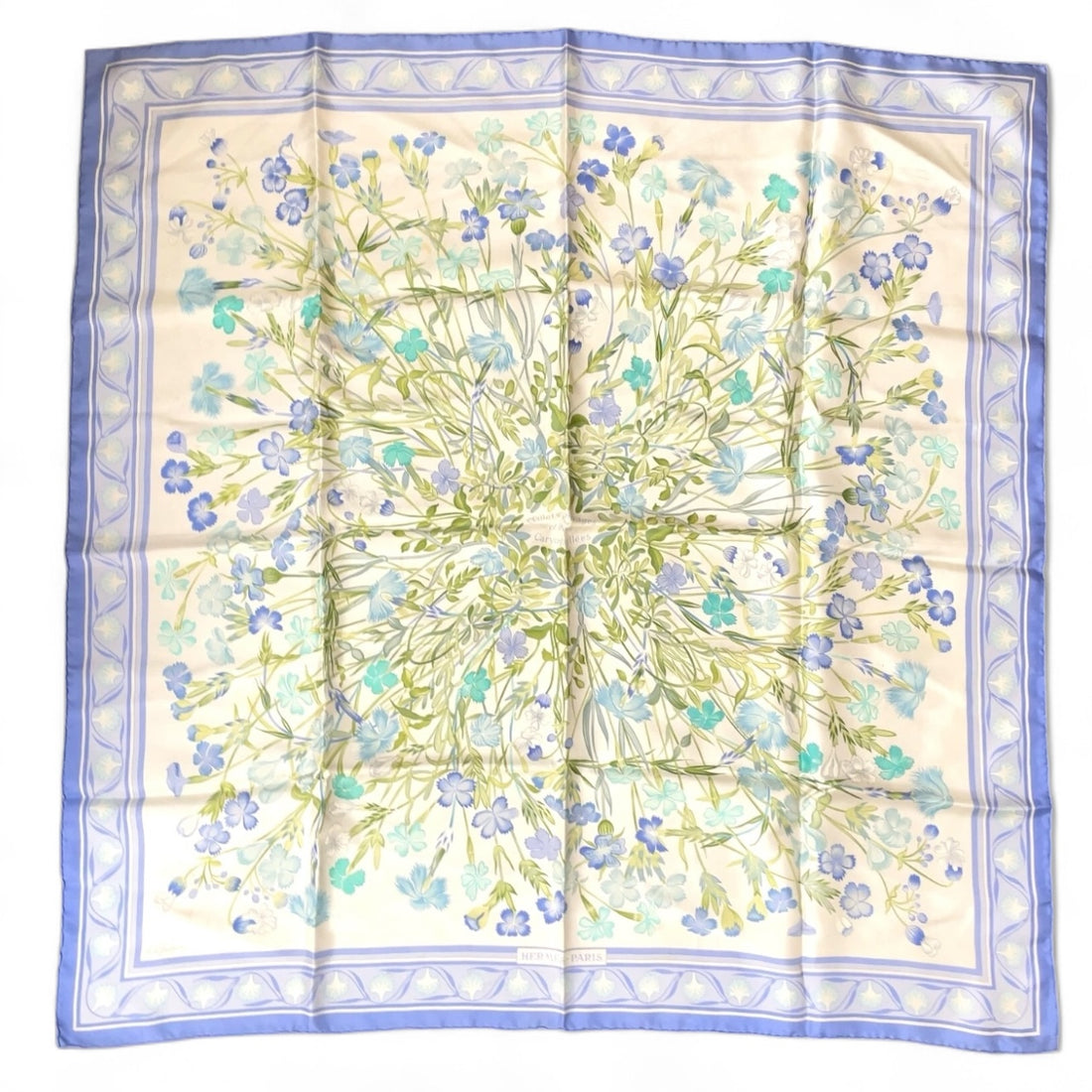 Hermès - Carré 90 « Oeillets sauvages et autres Caryophyllé