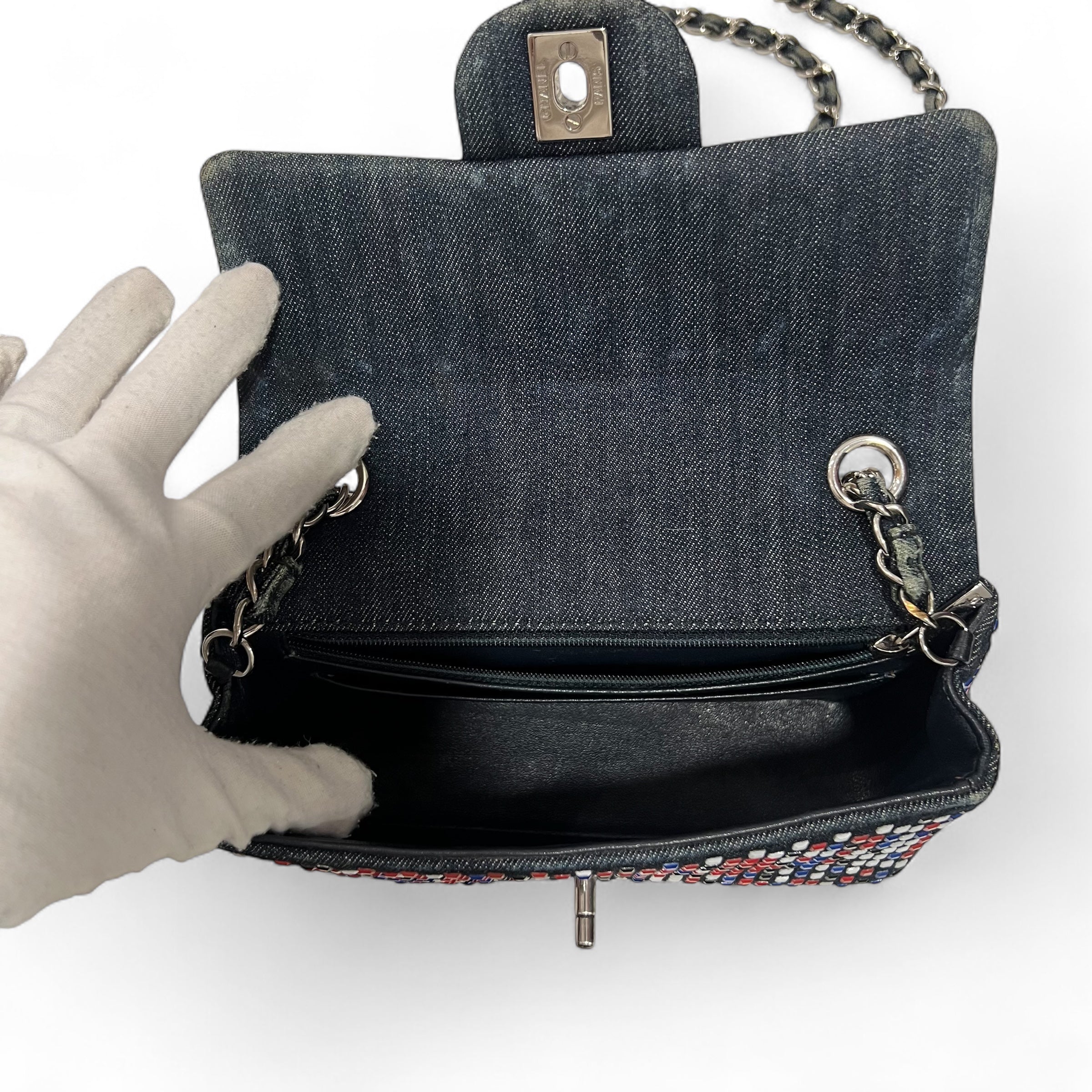 Chanel - Timeless 23 denim et strass