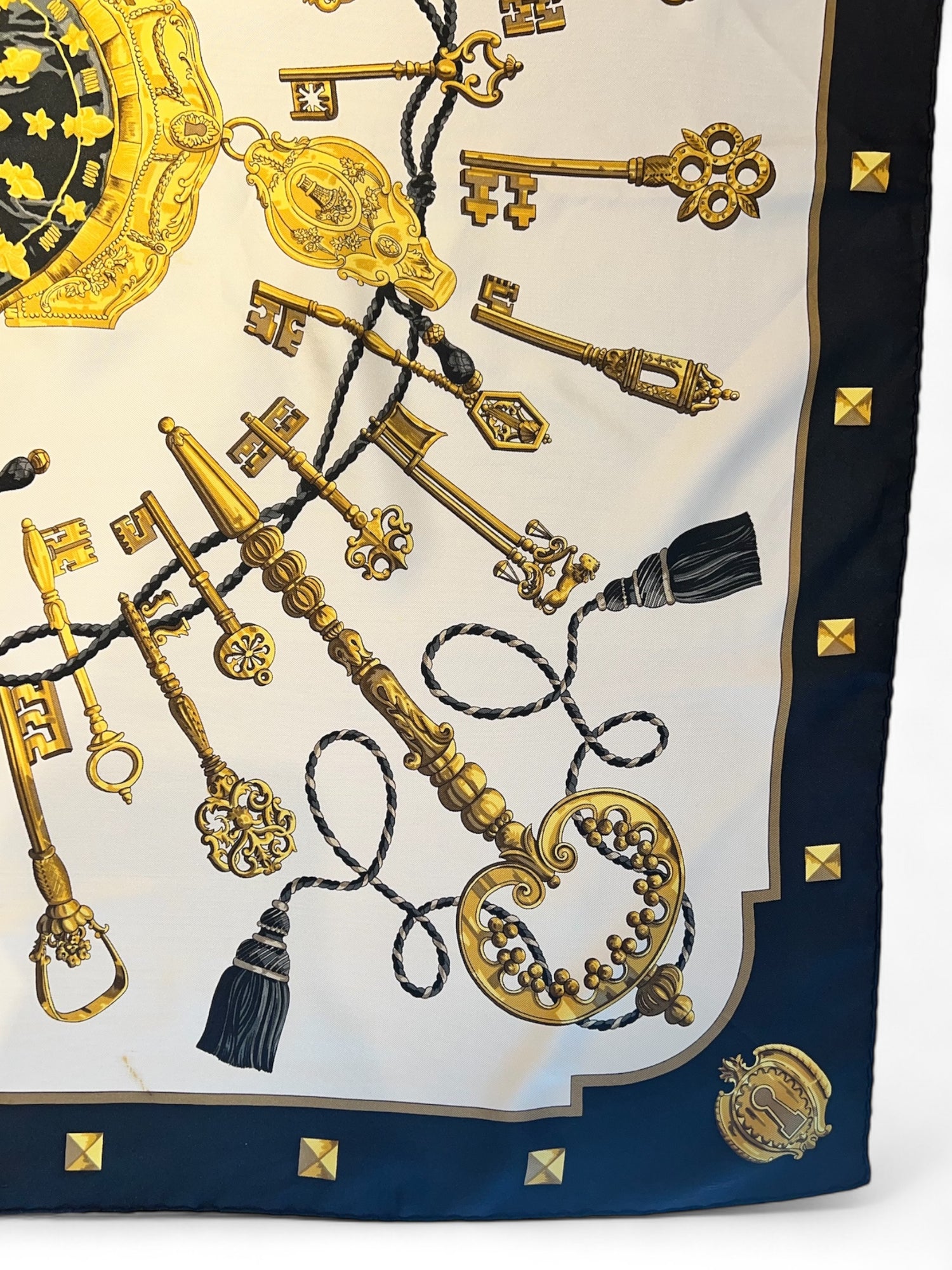 Hermès - Carré 90 « Les Clés » bleu et doré