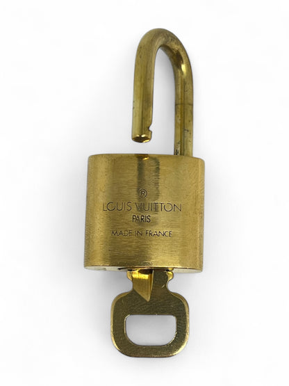 Louis Vuitton - Cadenas LV plaqué or 303