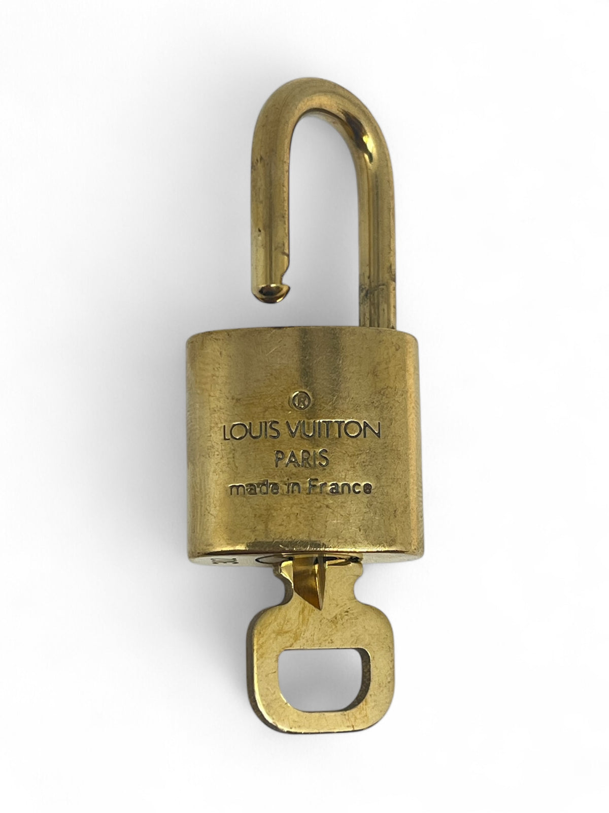Louis Vuitton - Cadenas LV 302