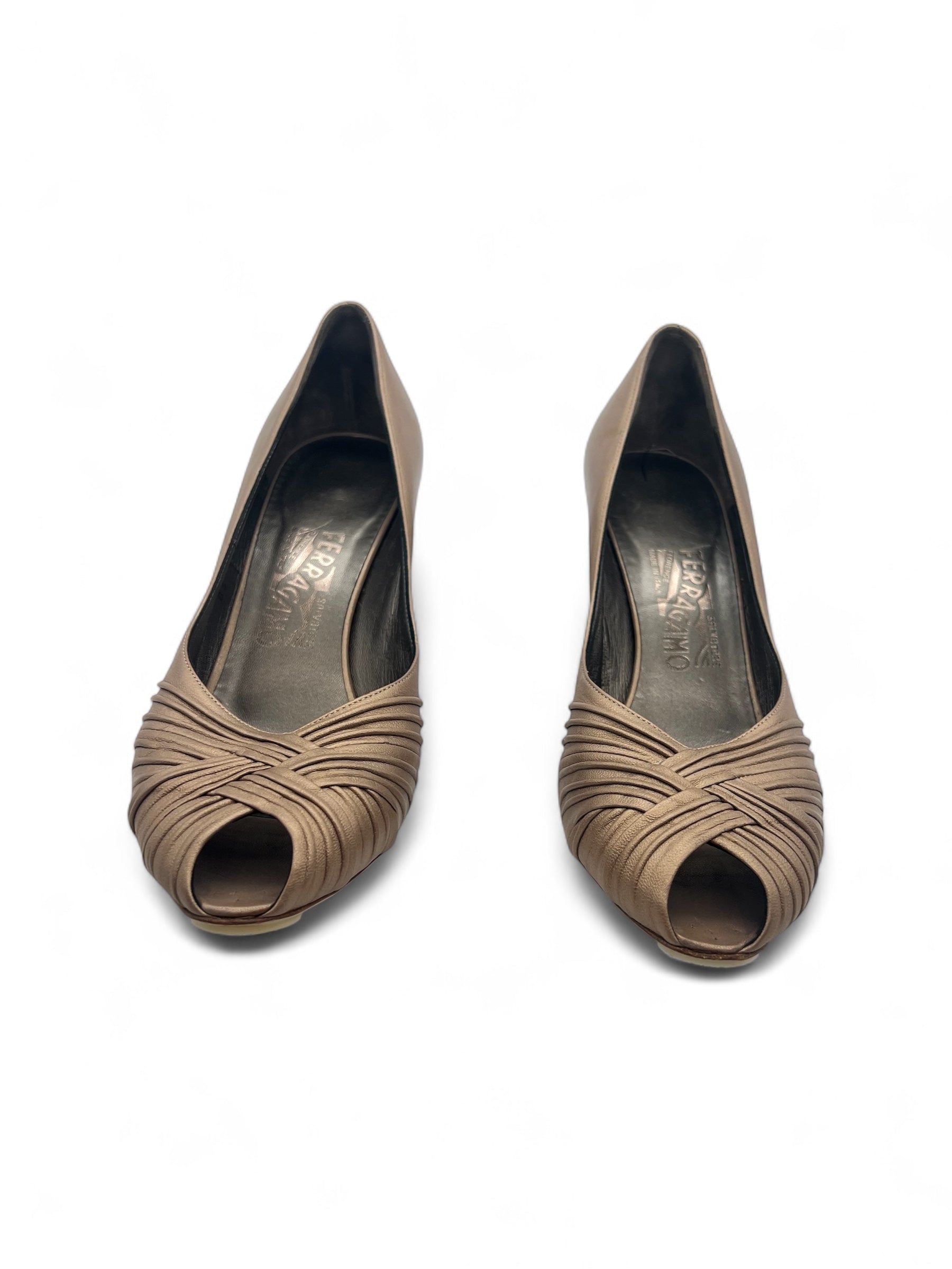 Ferragamo - Beiger Pumps