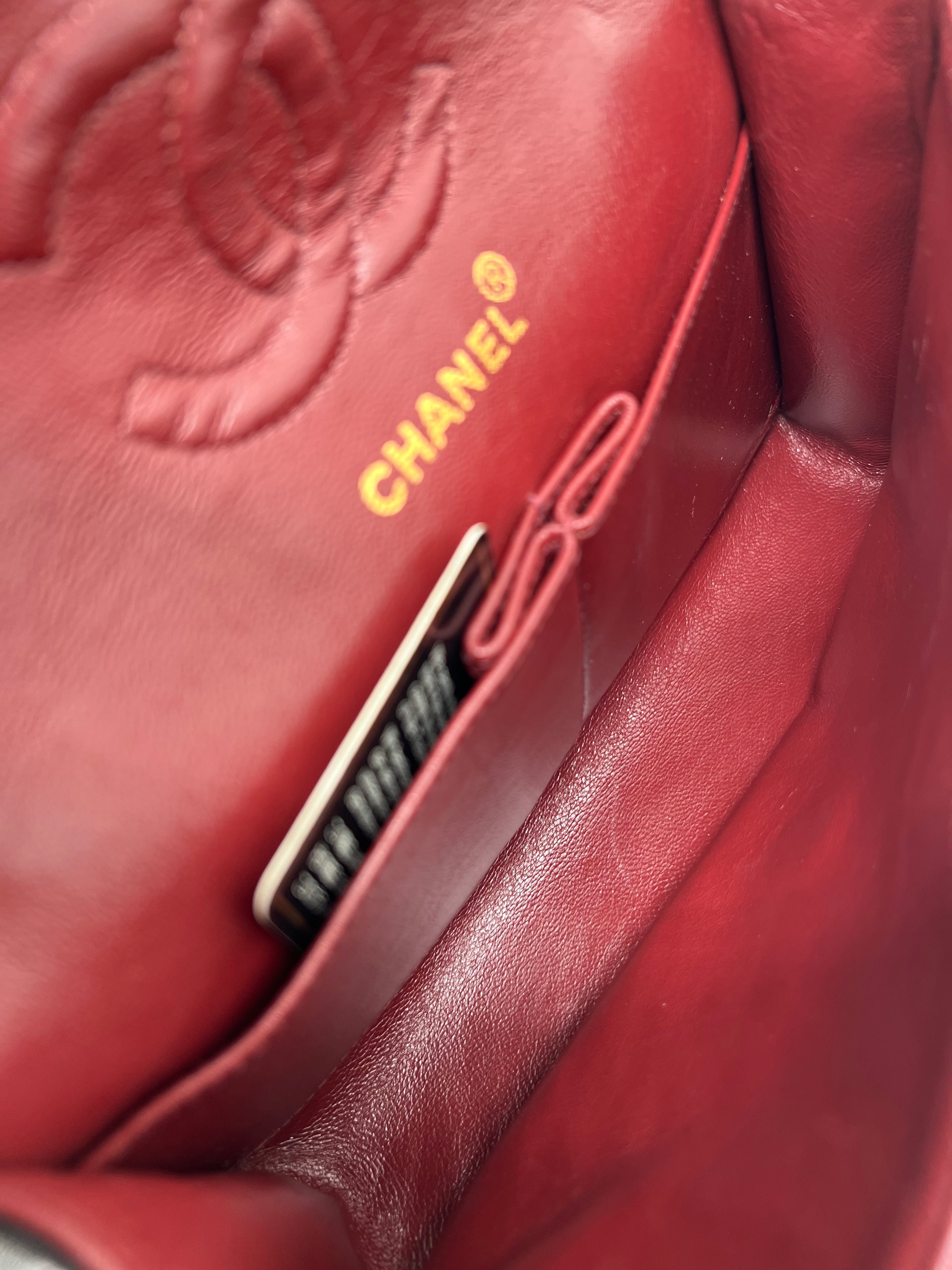 Chanel - Zeitlos 23