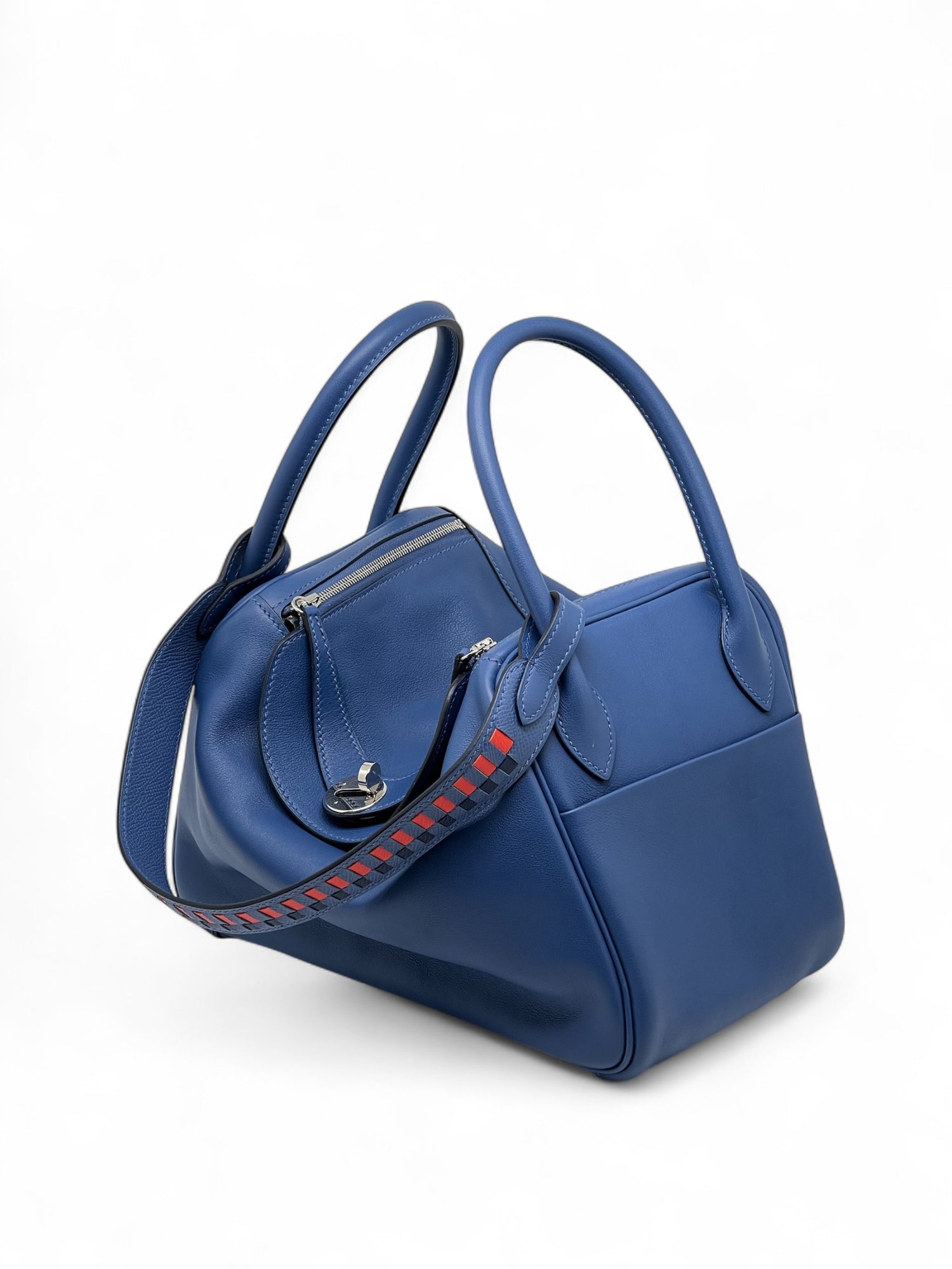 Hermès - Sac Lindy 26 bleu saphir