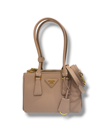 Prada - Sac Galleria Top Handle PM Beige