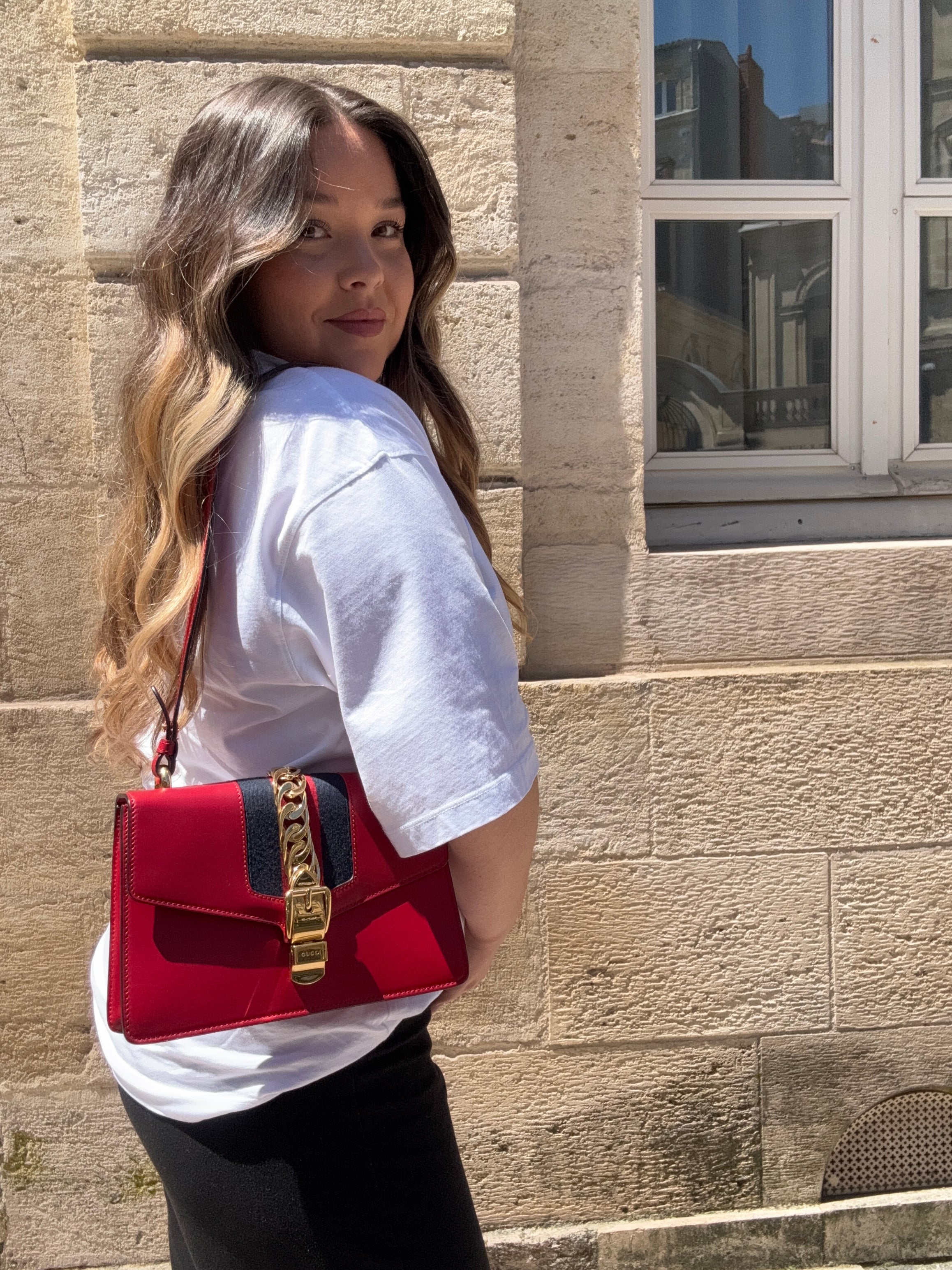 Gucci - Rote Sylvie-Tasche