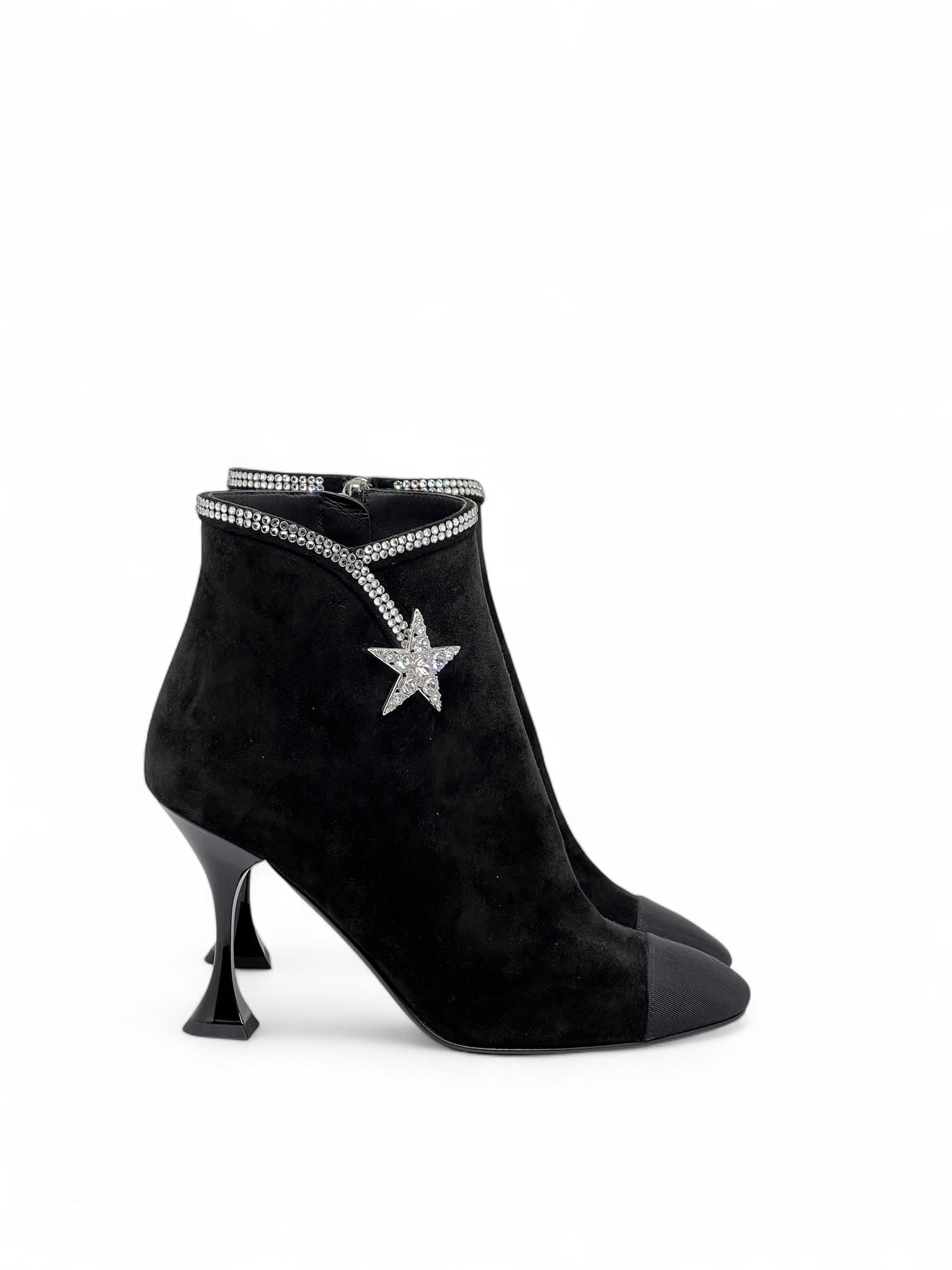Chanel - Stivaletti in camoscio con strass T35