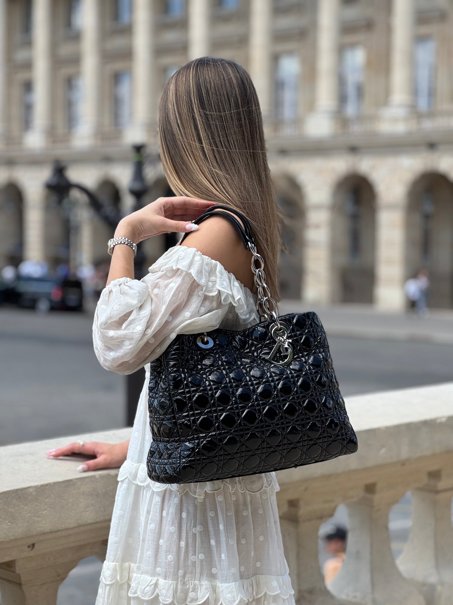 Dior Sac Cabas en cuir vernis – Les Folies d'Eugenie