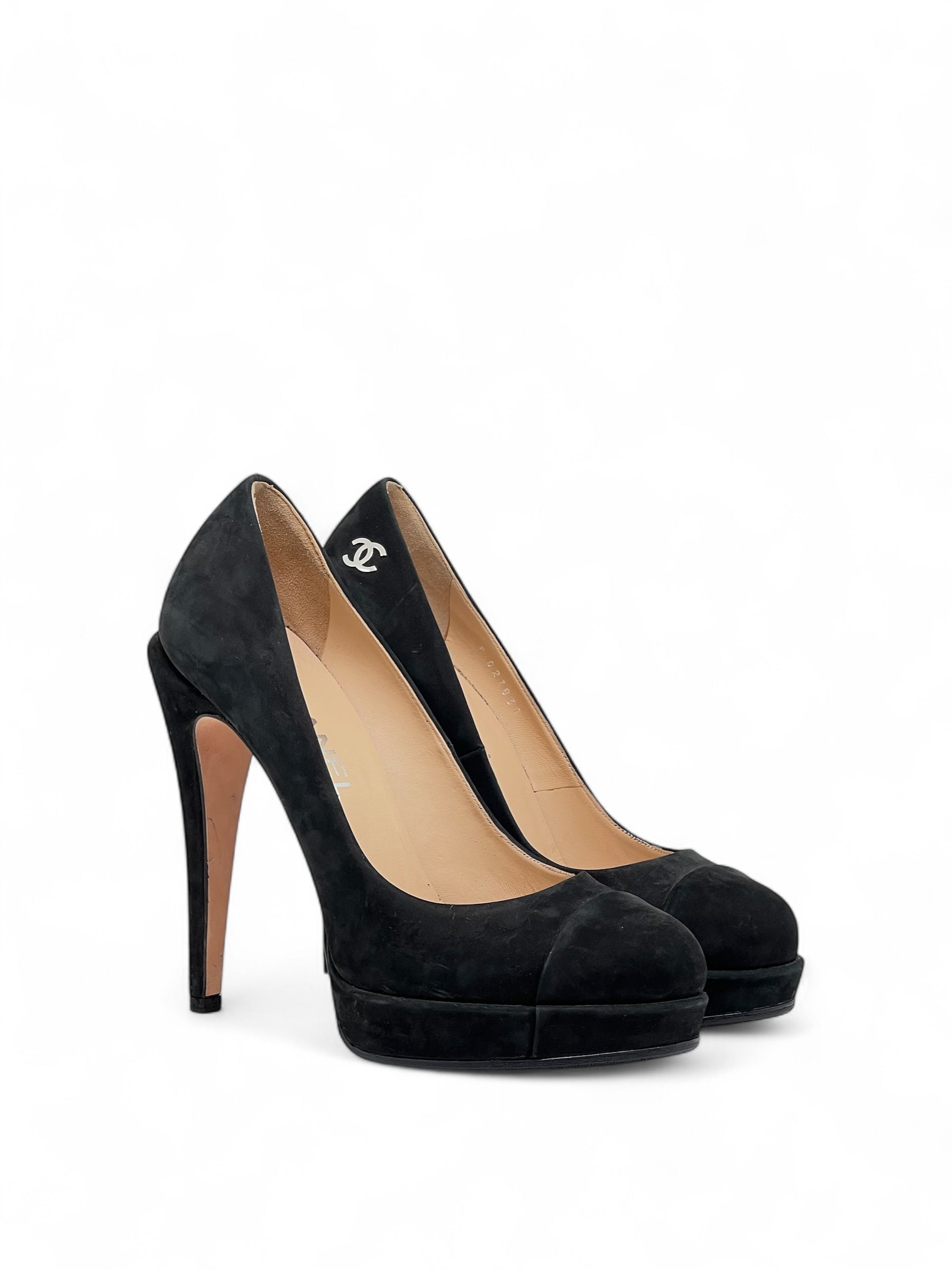 Chanel - Escarpins en daim noir T37,5