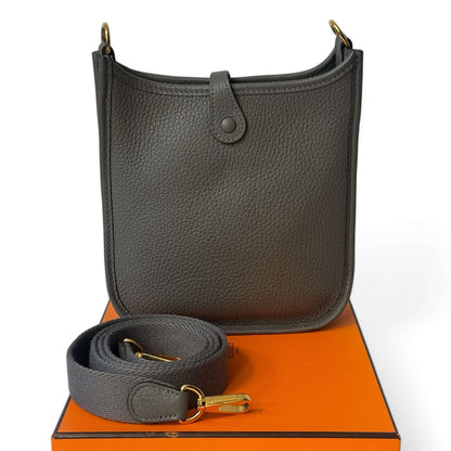 Hermès - Sac Mini Evelyne 16