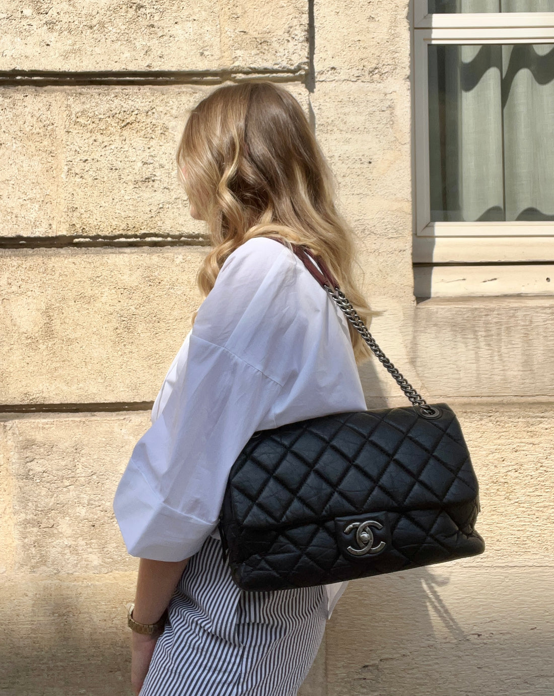 Chanel - Black and burgundy flap bag