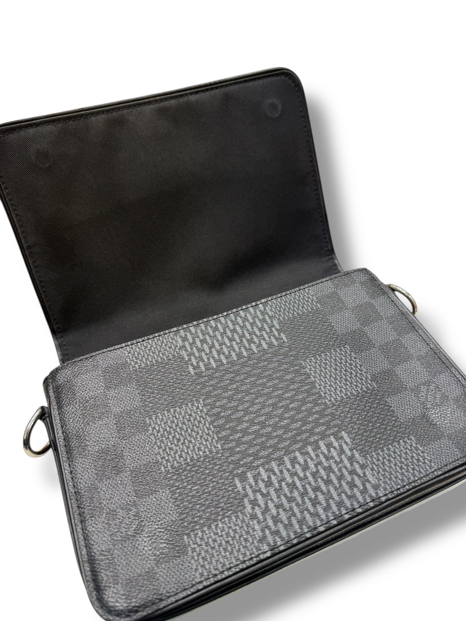 Louis Vuitton - Sac Messenger damier graphite