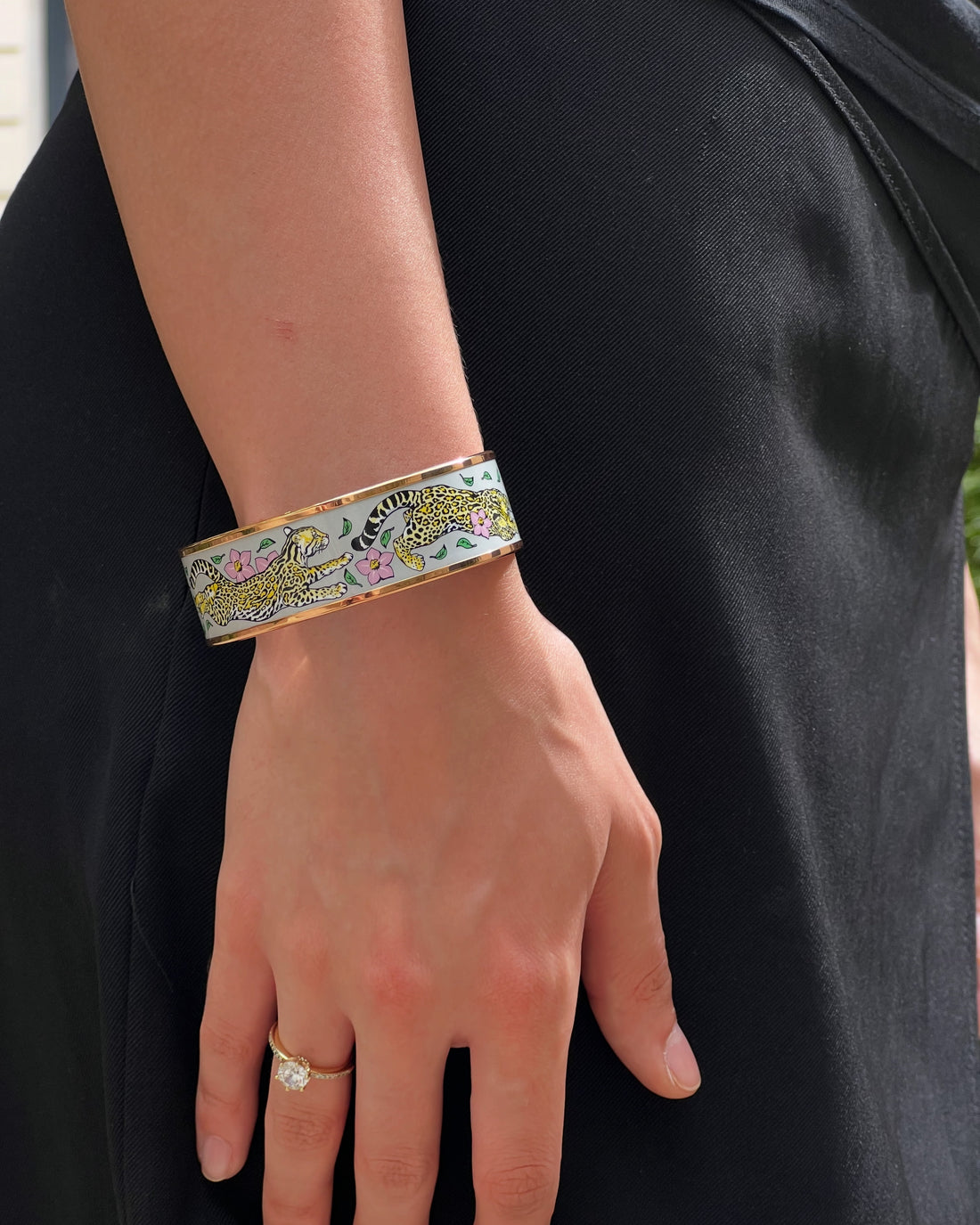 Hermès - Bracelet Bangle Large Pattes de Velours