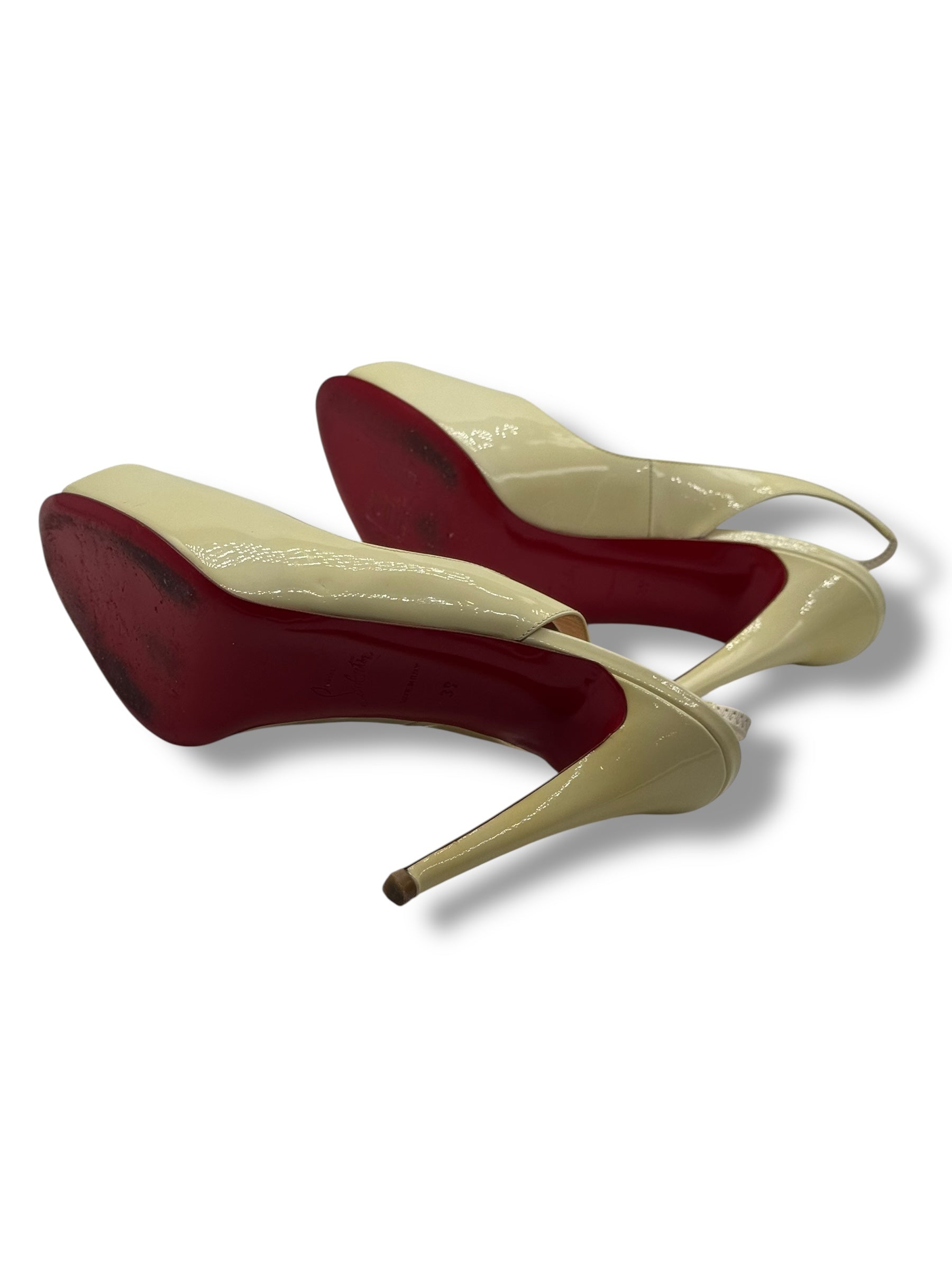 Christian Louboutin - Gelber Pumps Kückenfarbe Gr. 39