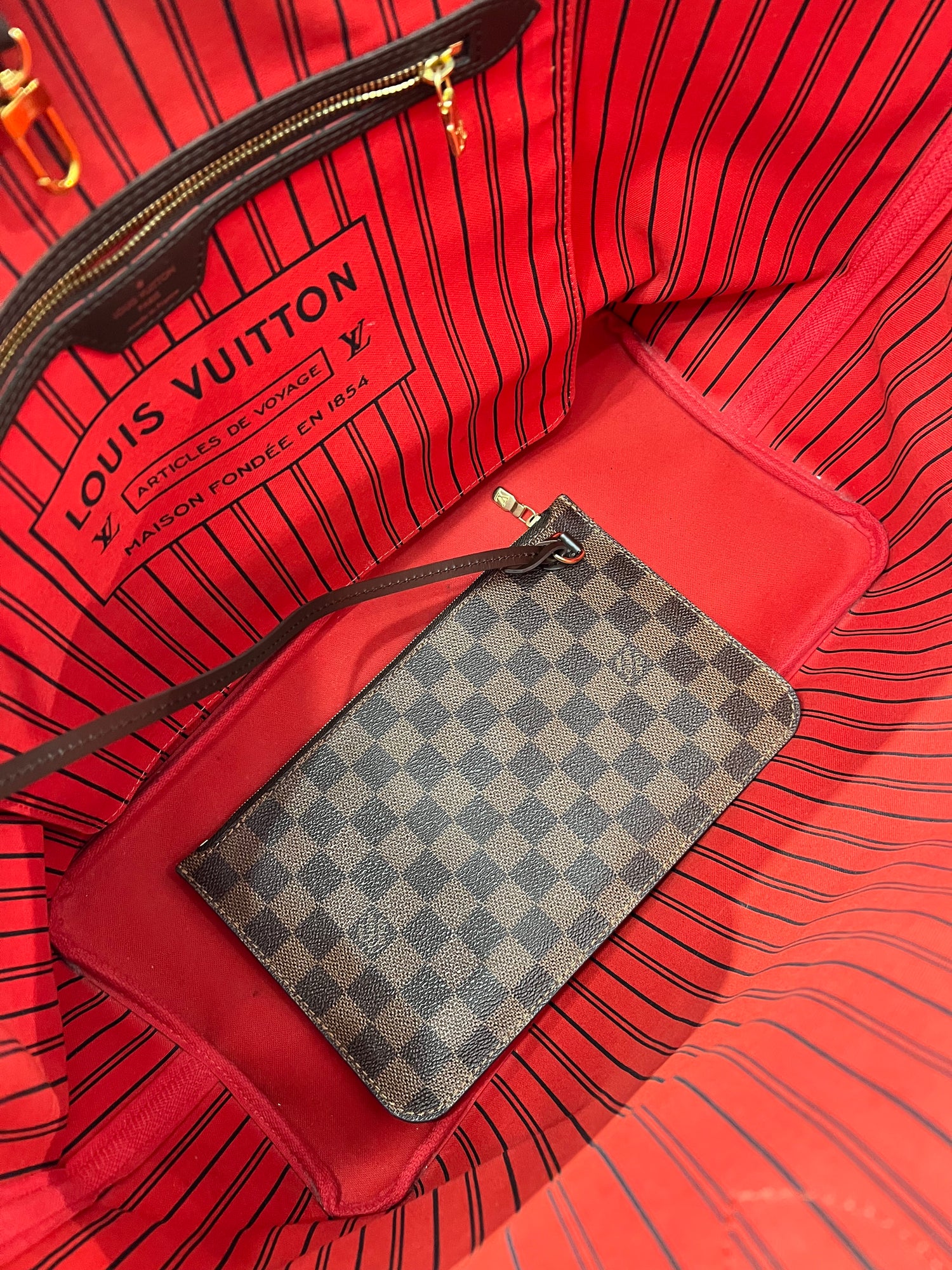 Louis Vuitton - Sac Neverfull