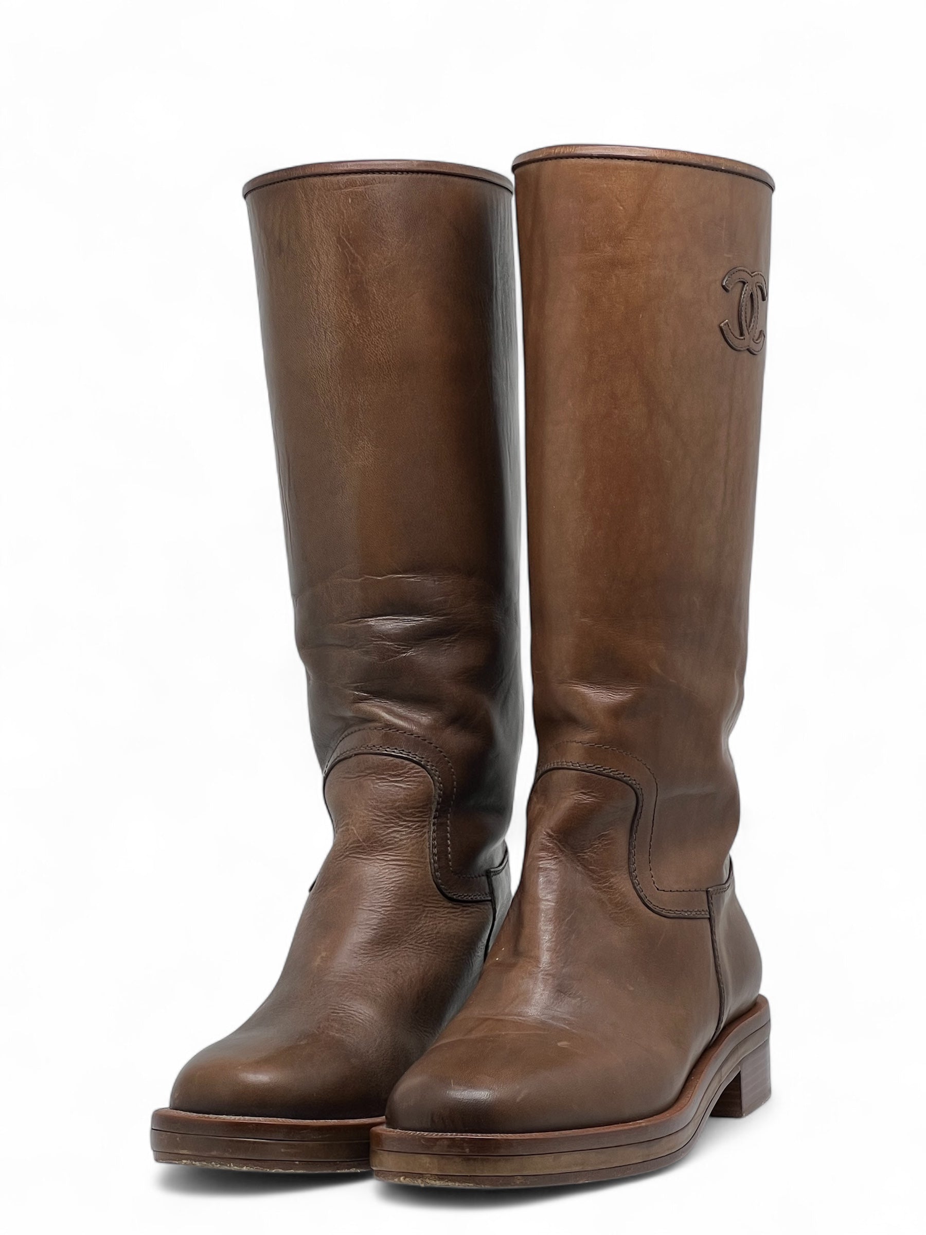 Chanel - Stiefel Gr. 37,5