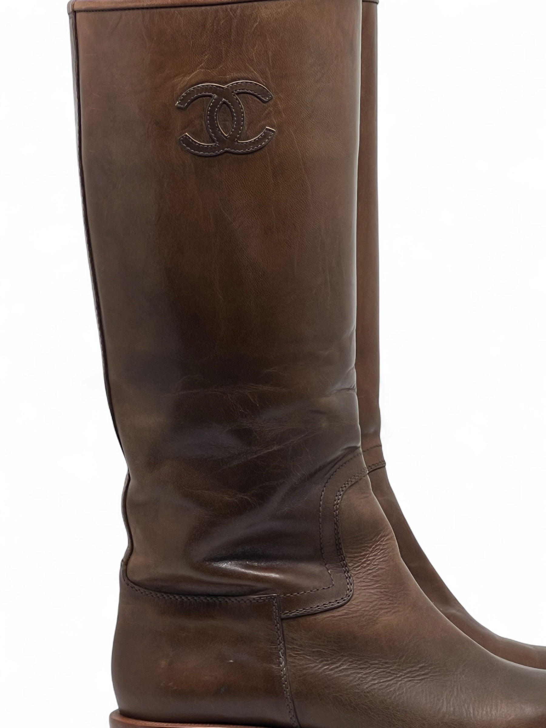 Chanel - Stiefel Gr. 37,5