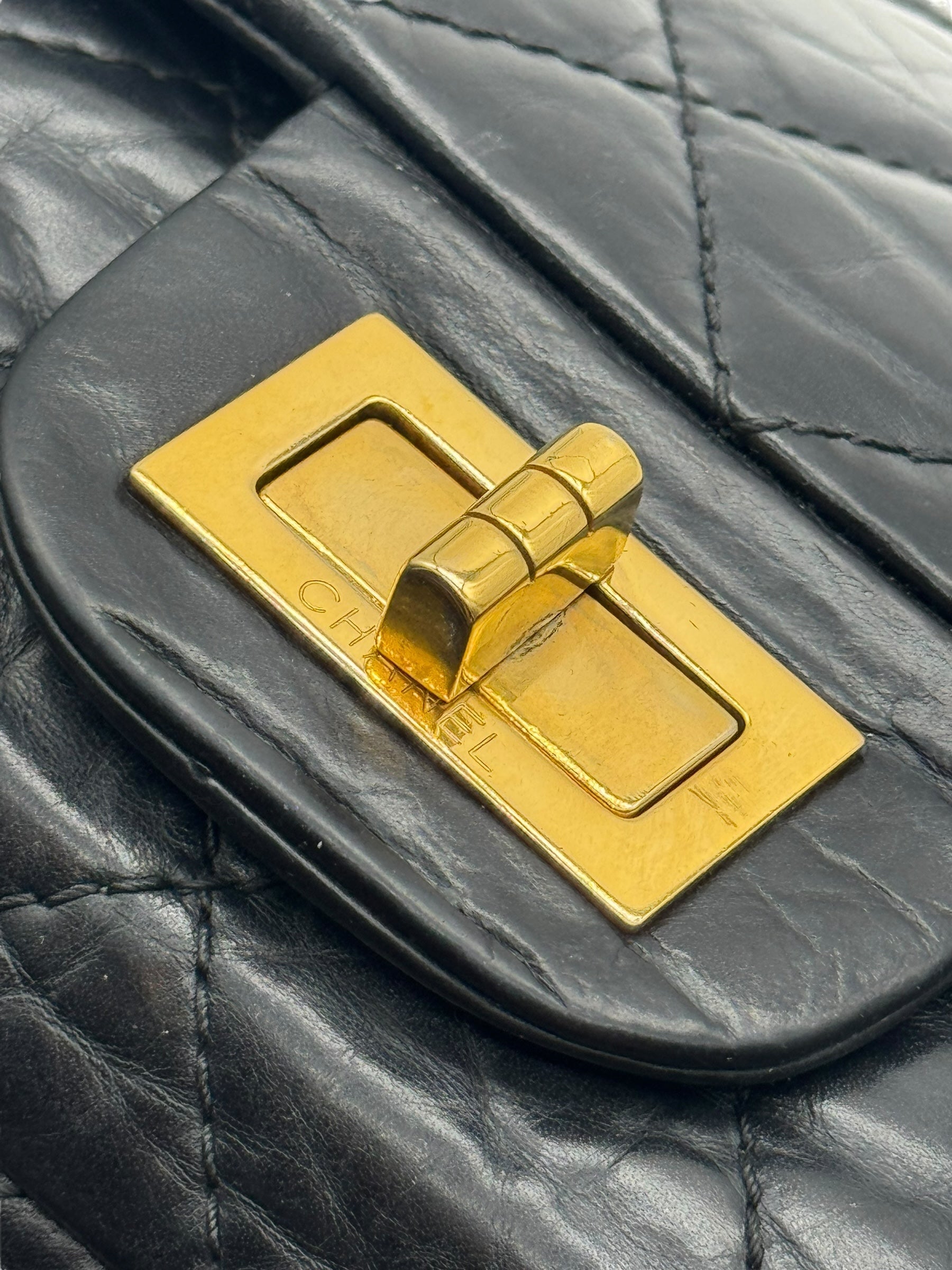 Chanel - Maxi-Tasche 2.55 Schwarz
