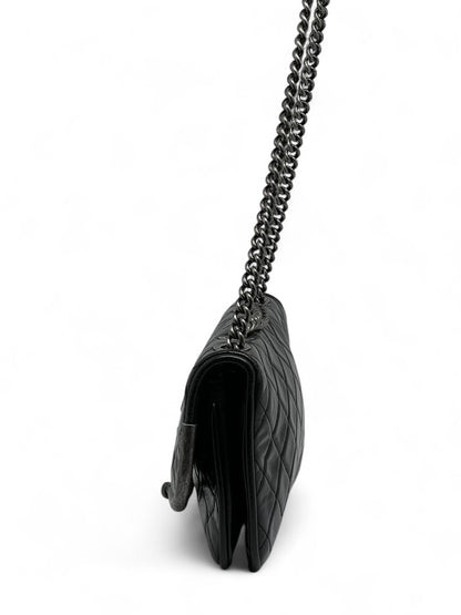 Chanel - Sac avec chaine en bandoulière