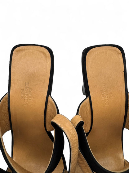Hermès - Escarpin à talon noir et bois T39