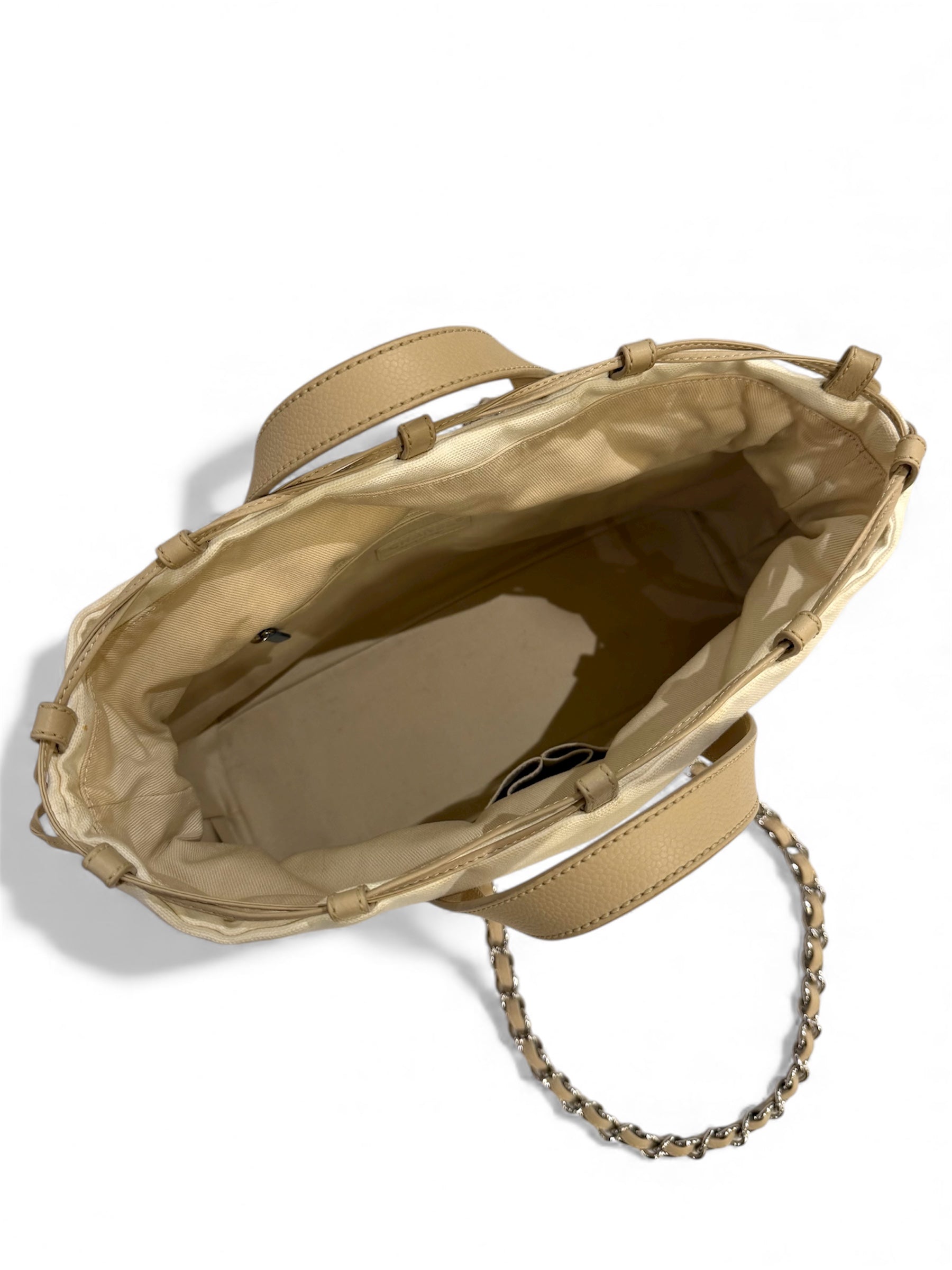 Chanel - Borsa in rafia beige e bianca
