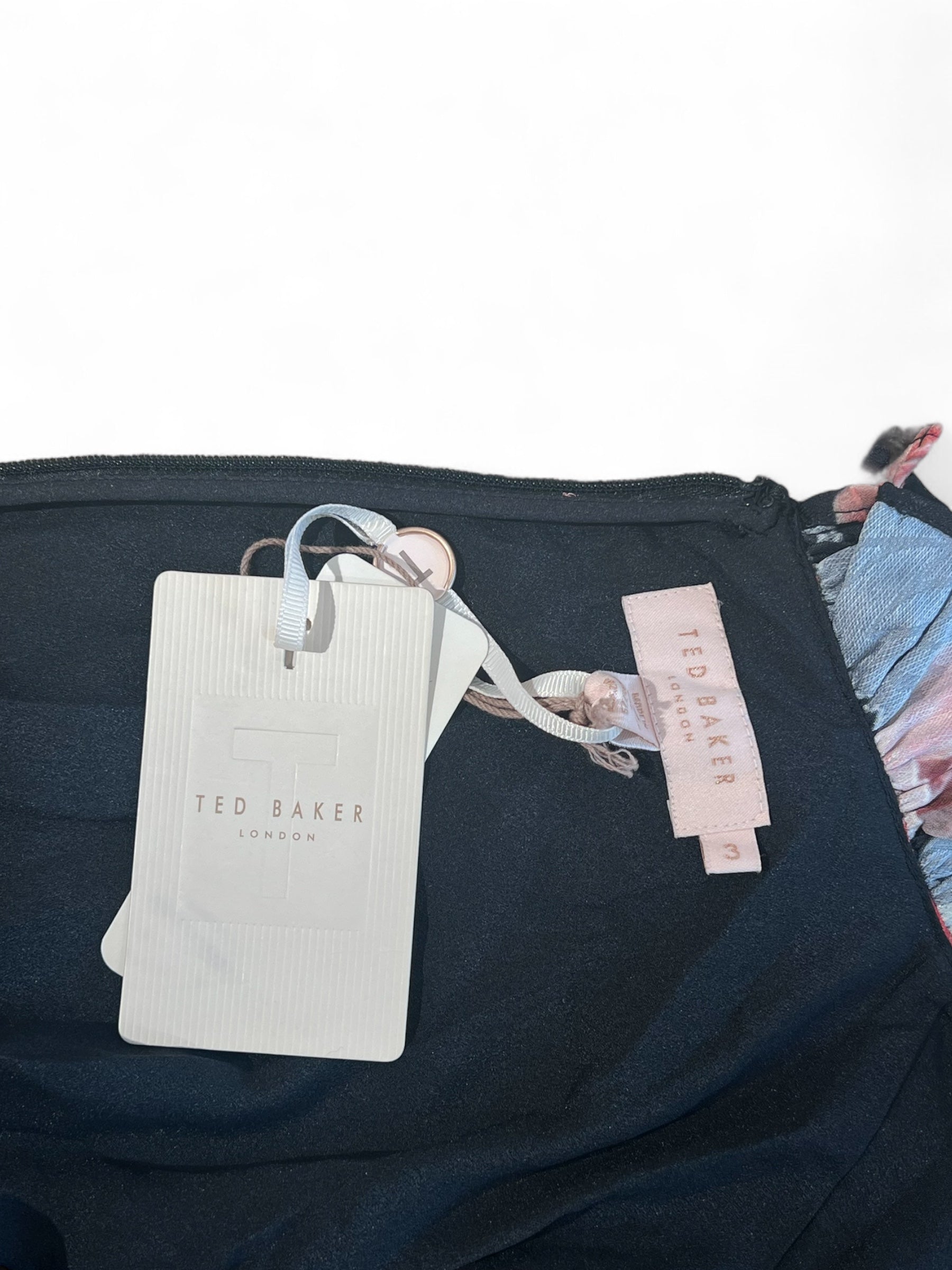 Robe Ted Baker - Robe noir et rose T3