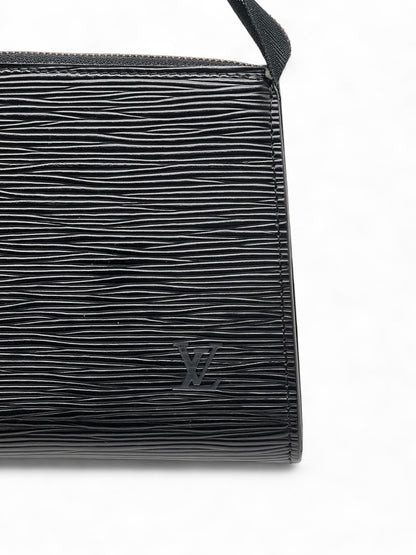 Louis Vuitton - Sac Pochette accessoires cuir épi