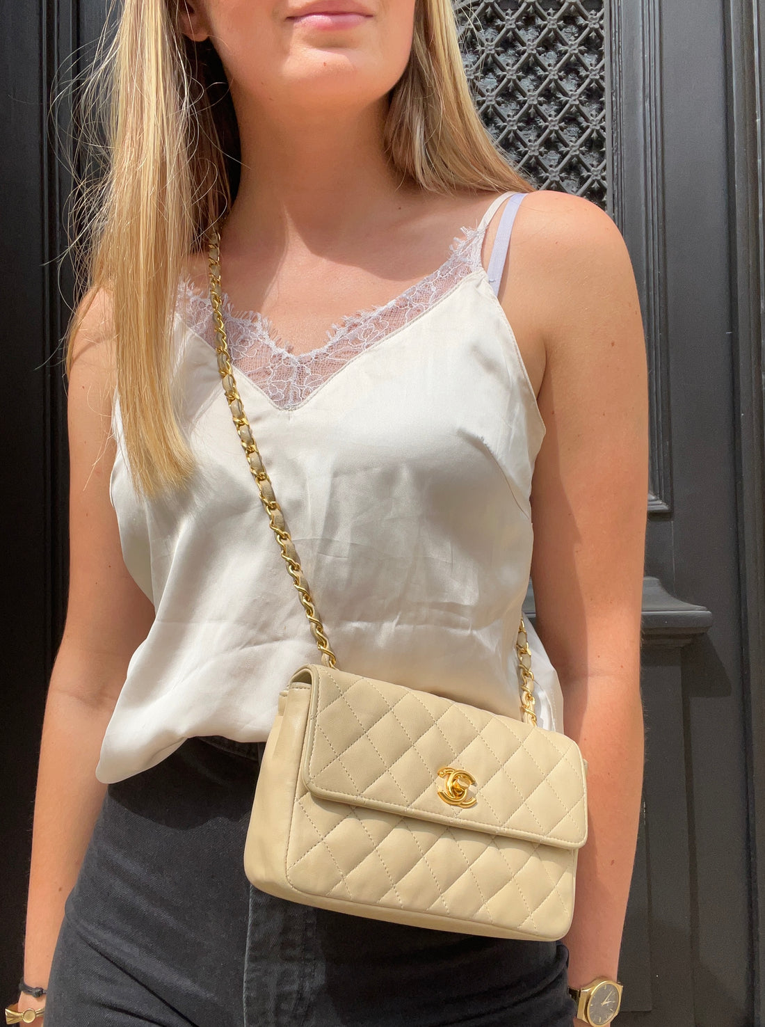 Chanel - Beige shoulder bag