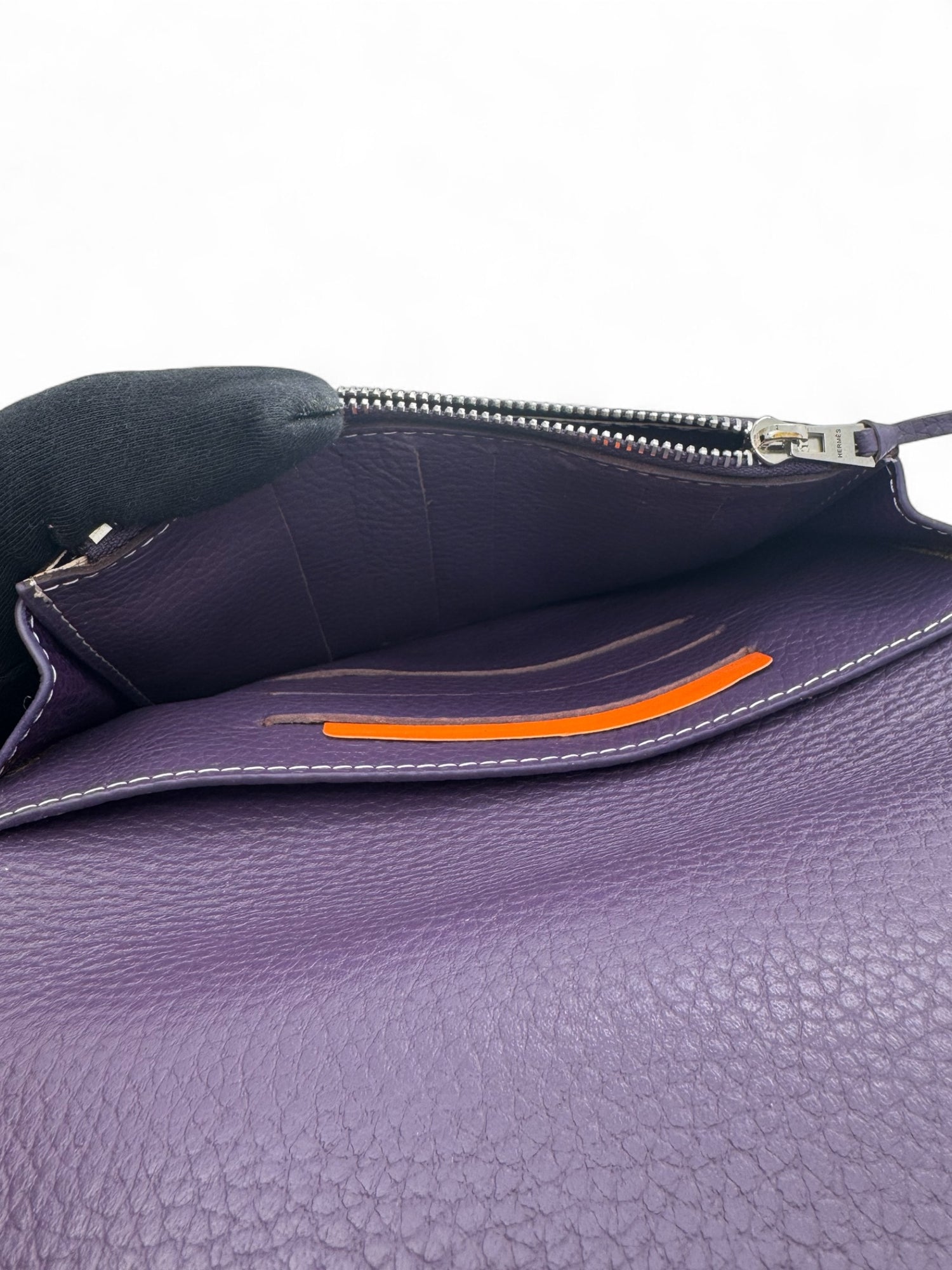 Hermès - Portefeuille en cuir dogon violet