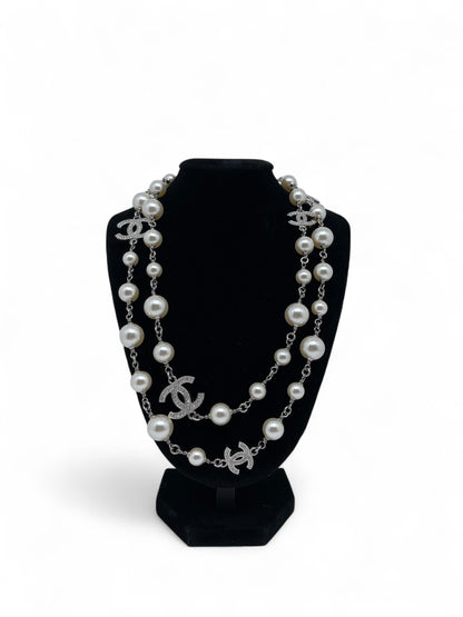 Chanel - Long Necklace with Pearls