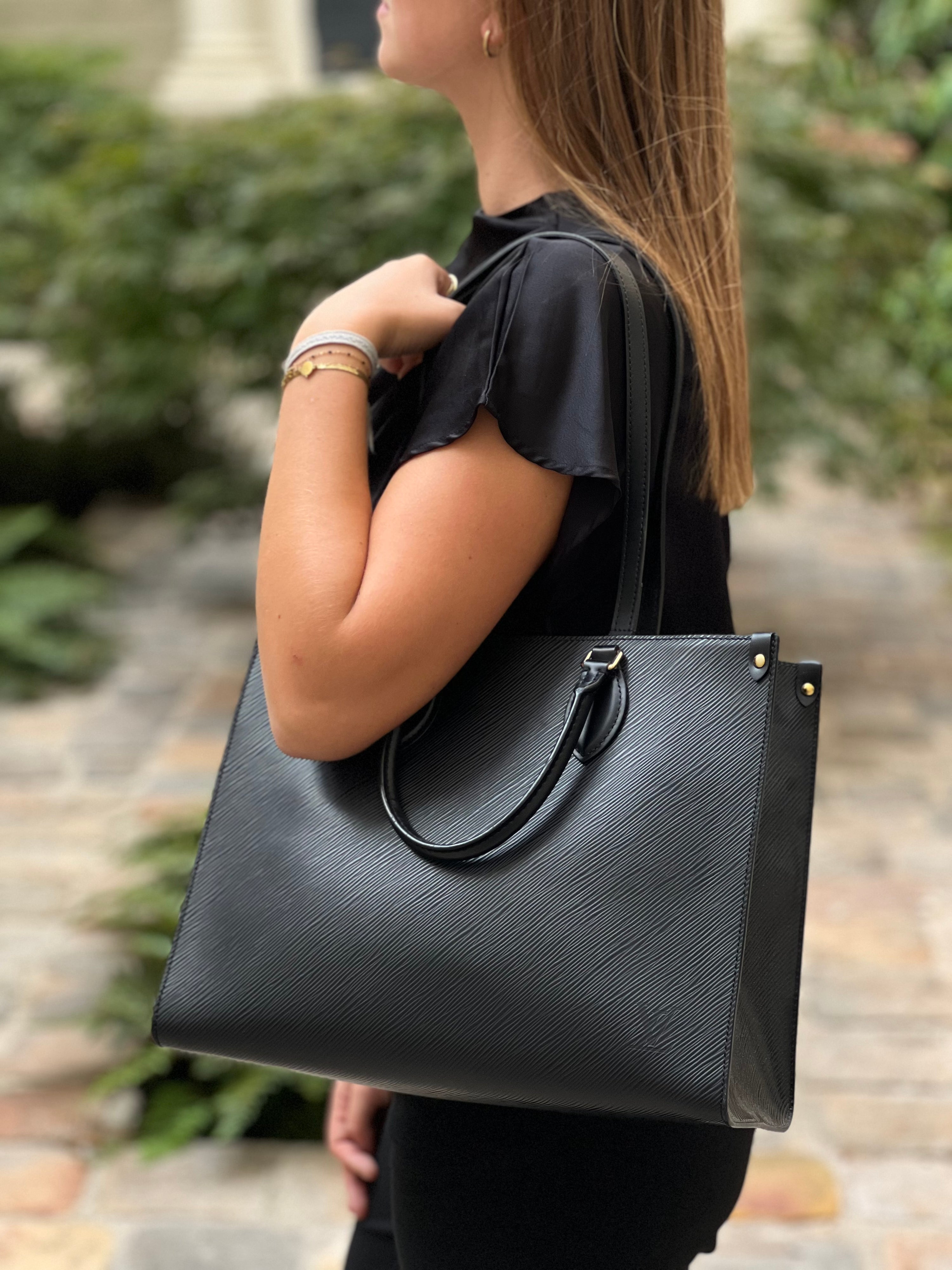 Louis Vuitton - Tasche On The Go MM Epi-Leder