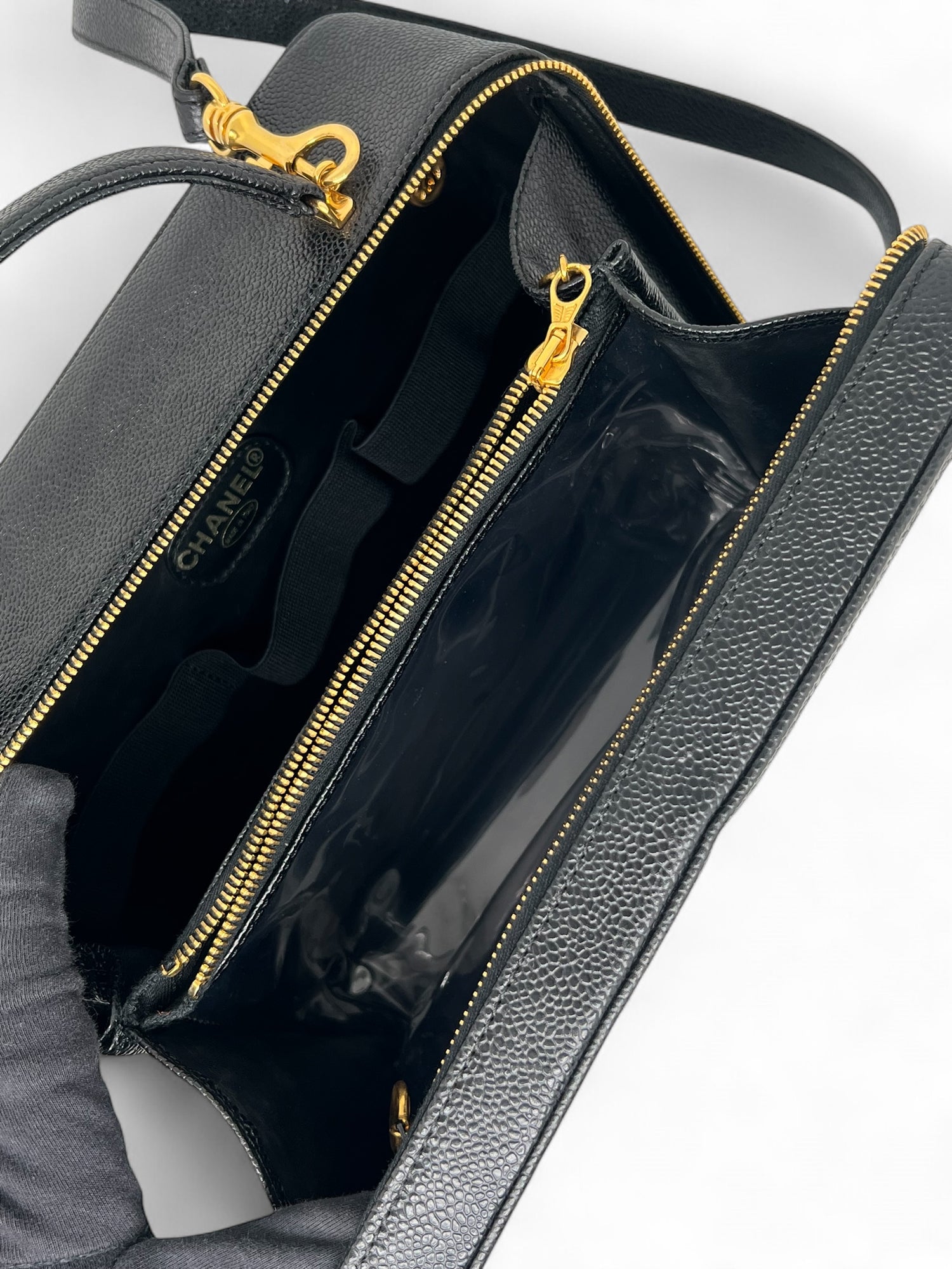 Chanel - Trousse de toilette