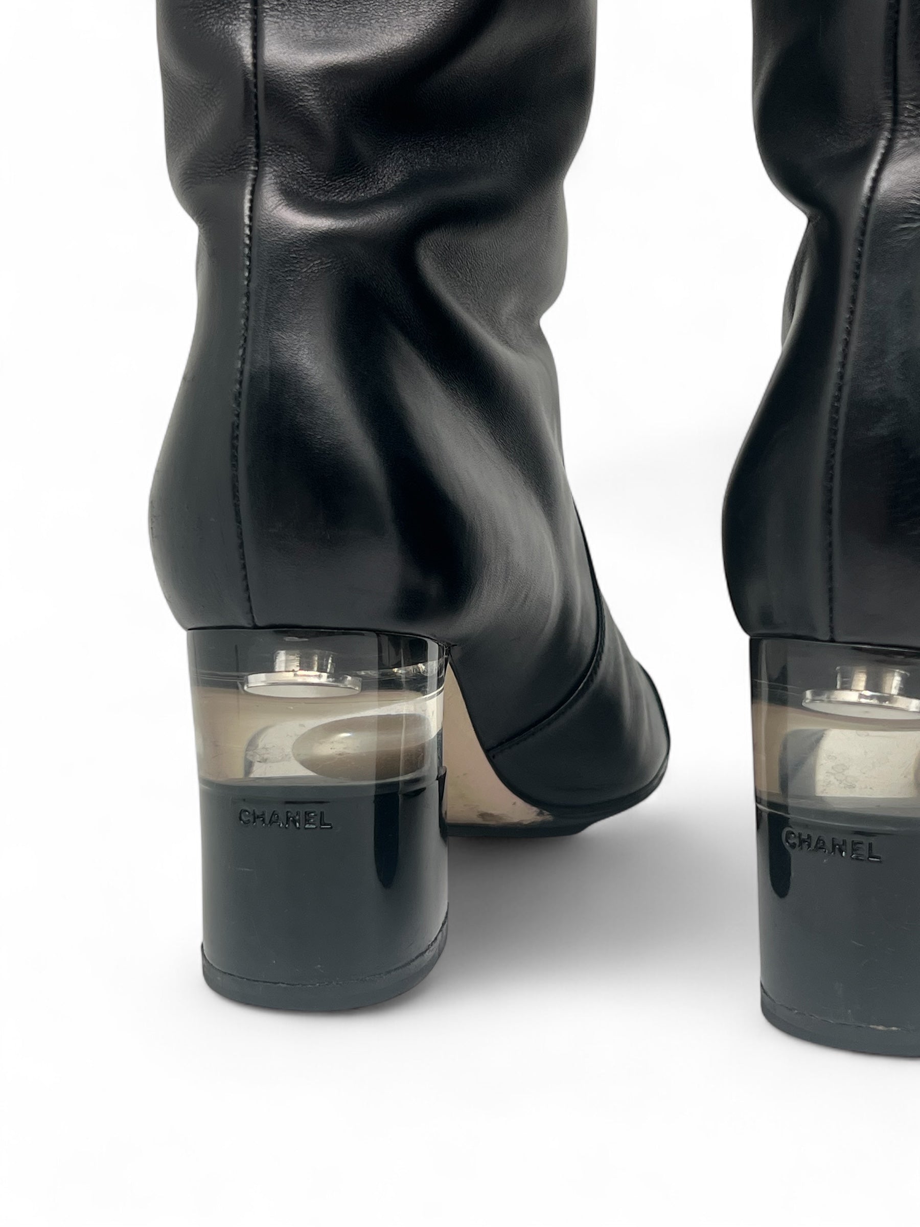 Chanel - Bottes noir en cuir