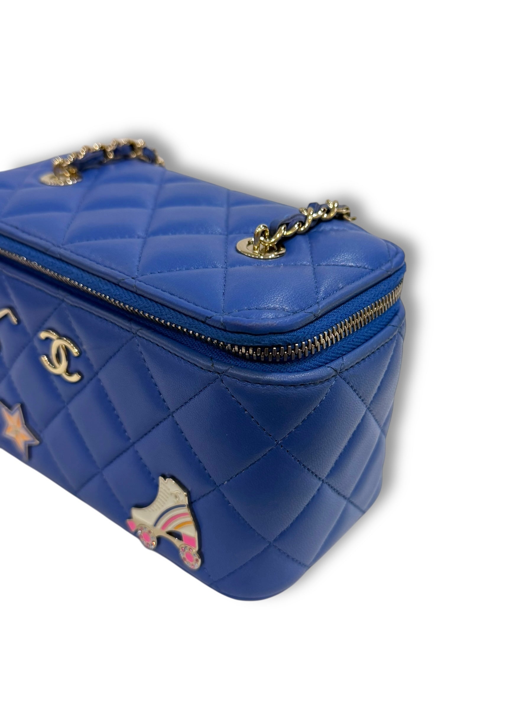 Chanel - Kosmetiktasche limitierte Auflage mit Anhängern